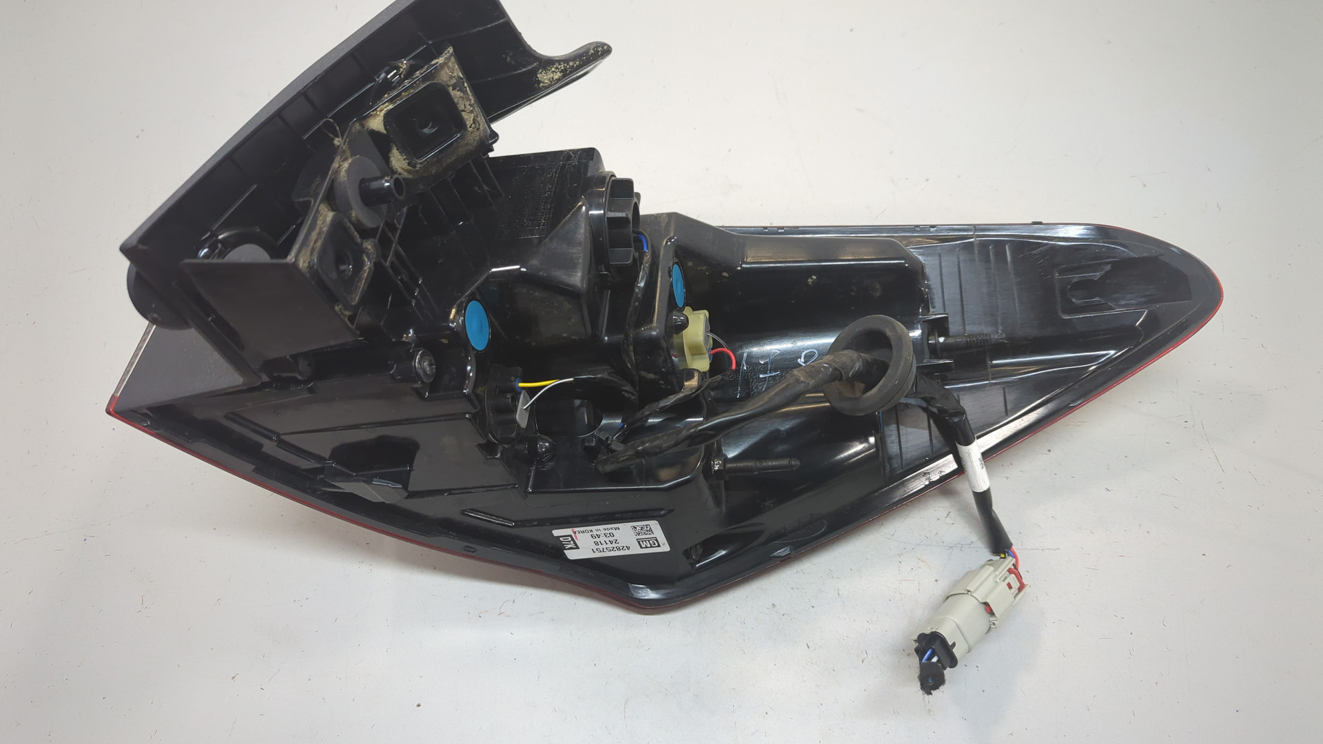 Фонарь задний левый