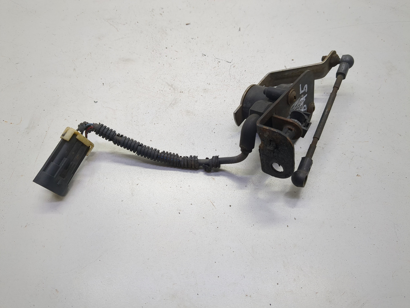 Датчик регулировки дорож. просвета