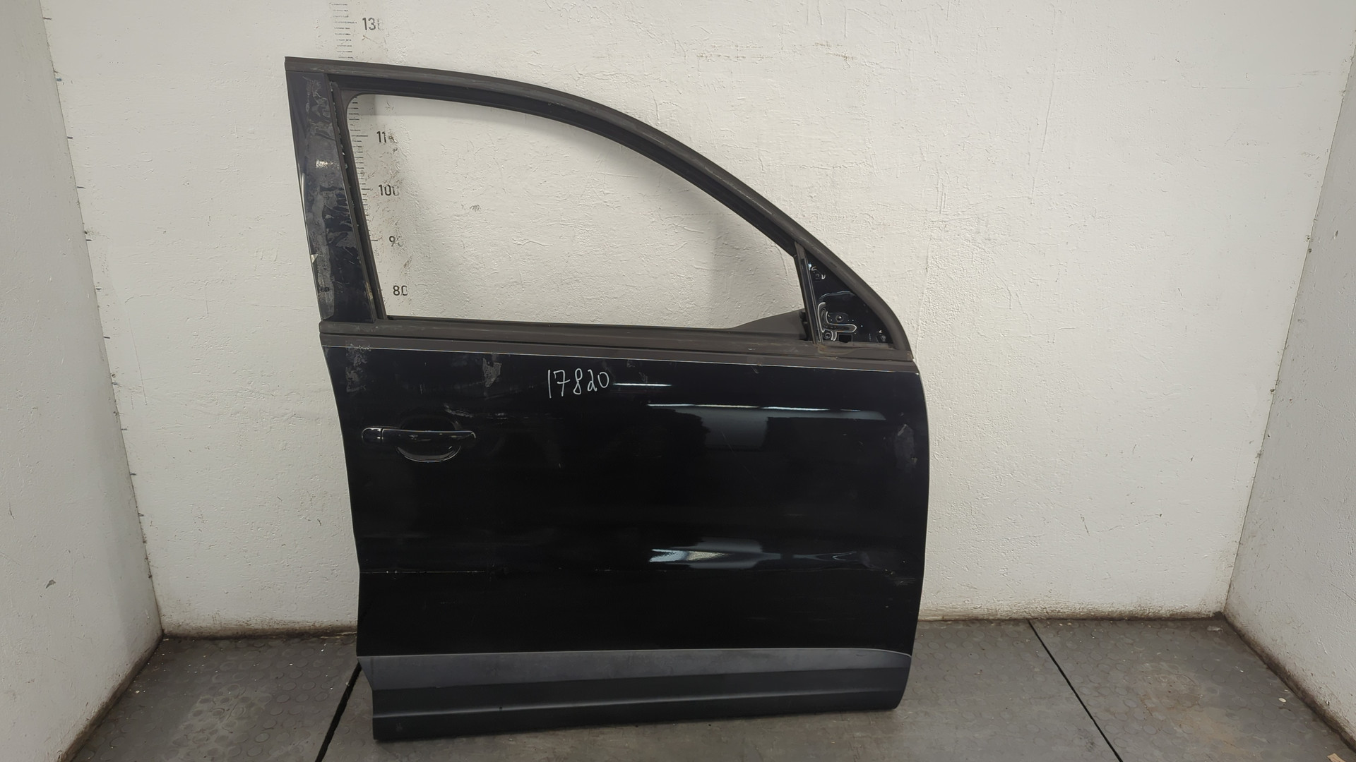 Дверь передняя правая