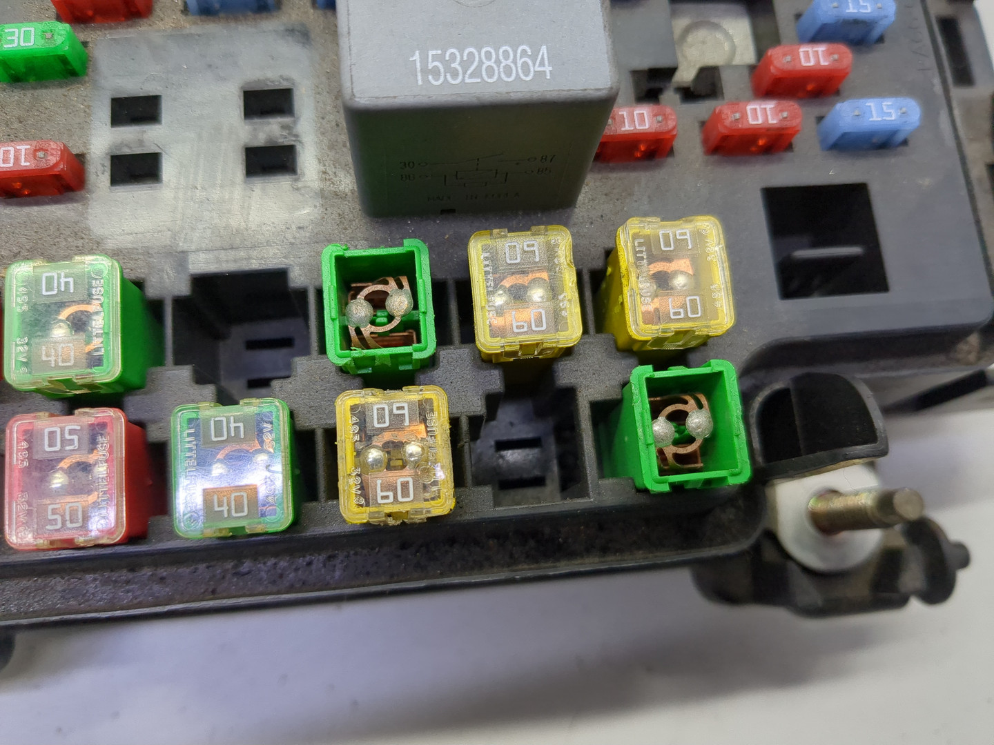 Блок предохранителей