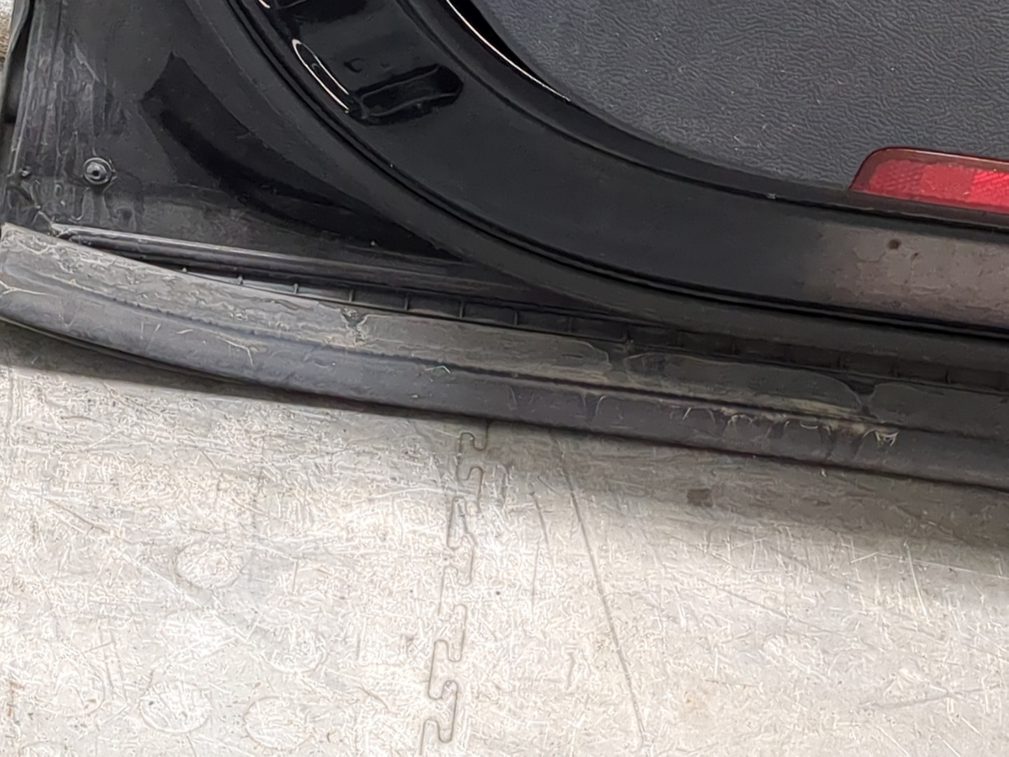 Дверь передняя левая