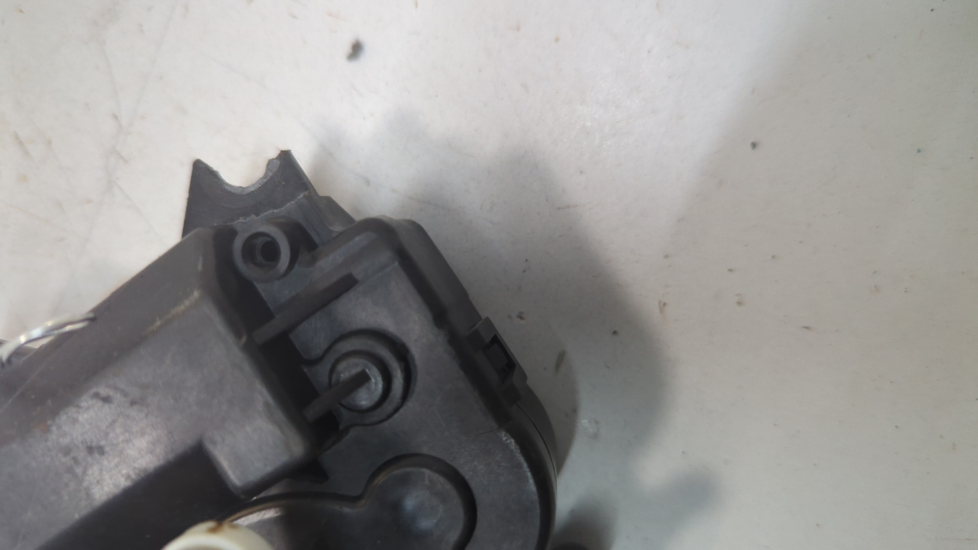 Моторчик заслонки печки