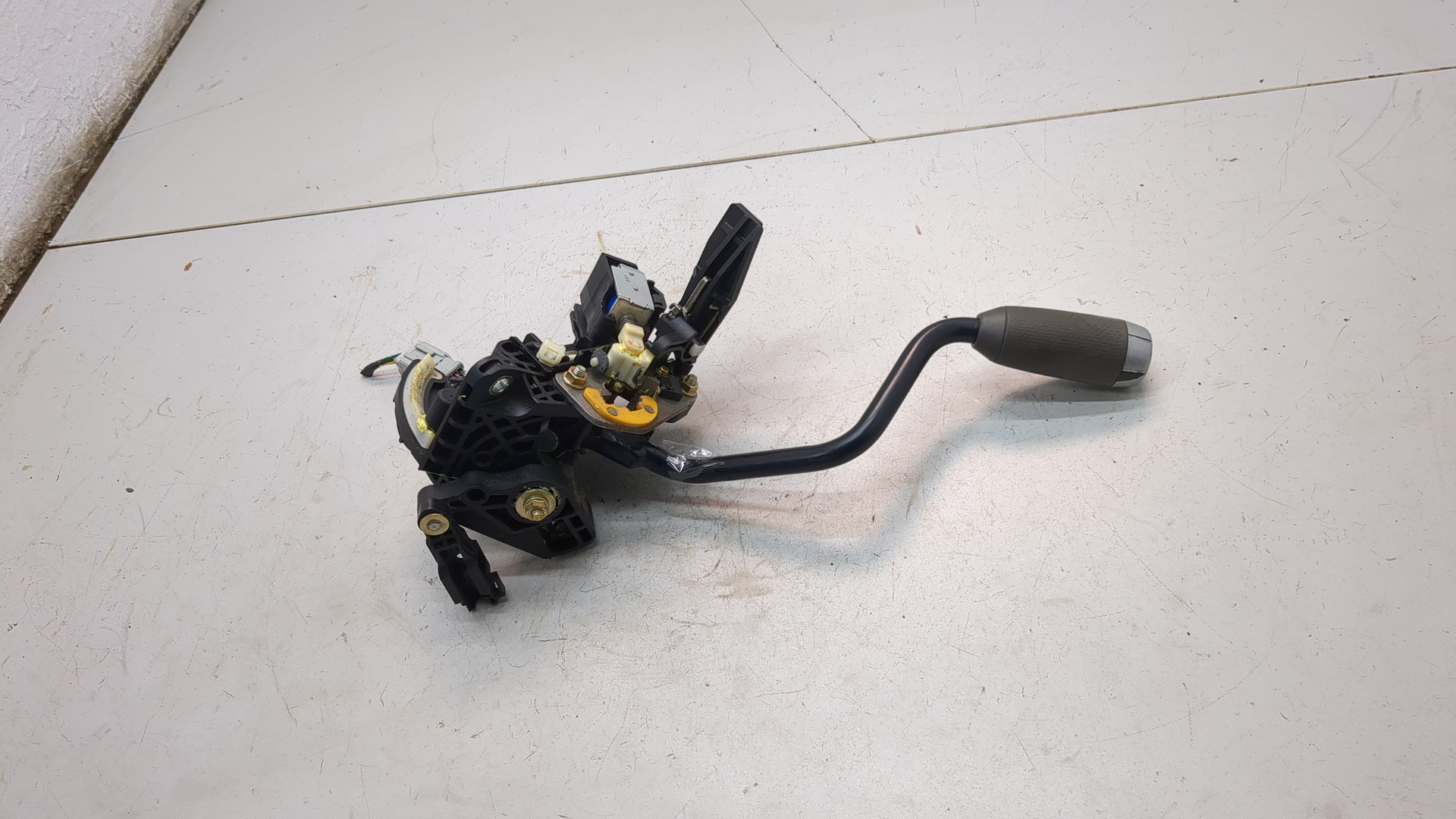 Кулиса МКПП / АКПП