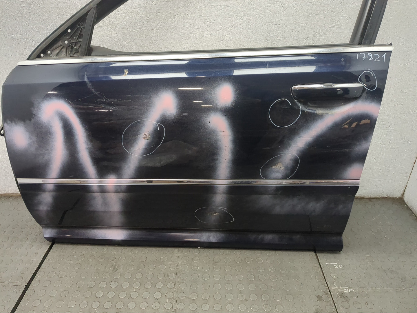 Дверь передняя левая