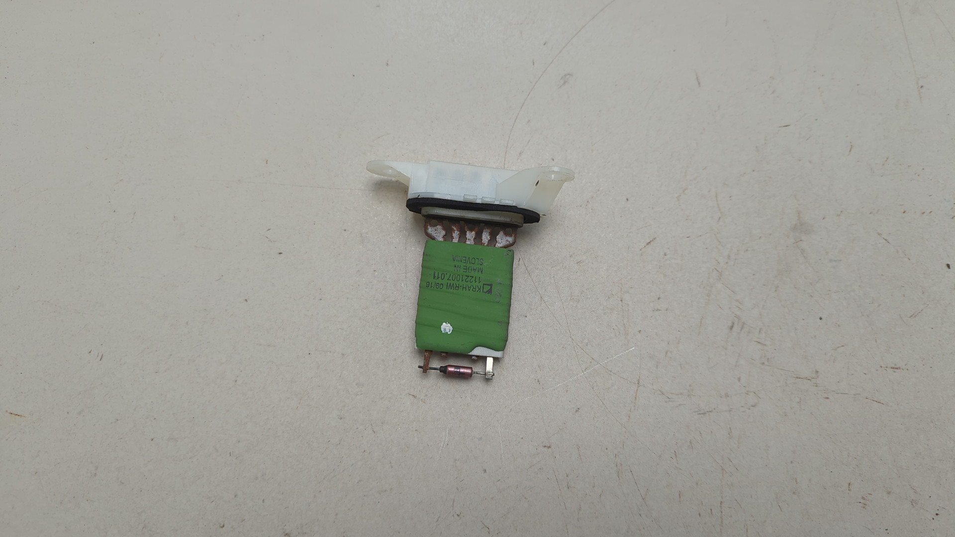 Резистор отопителя