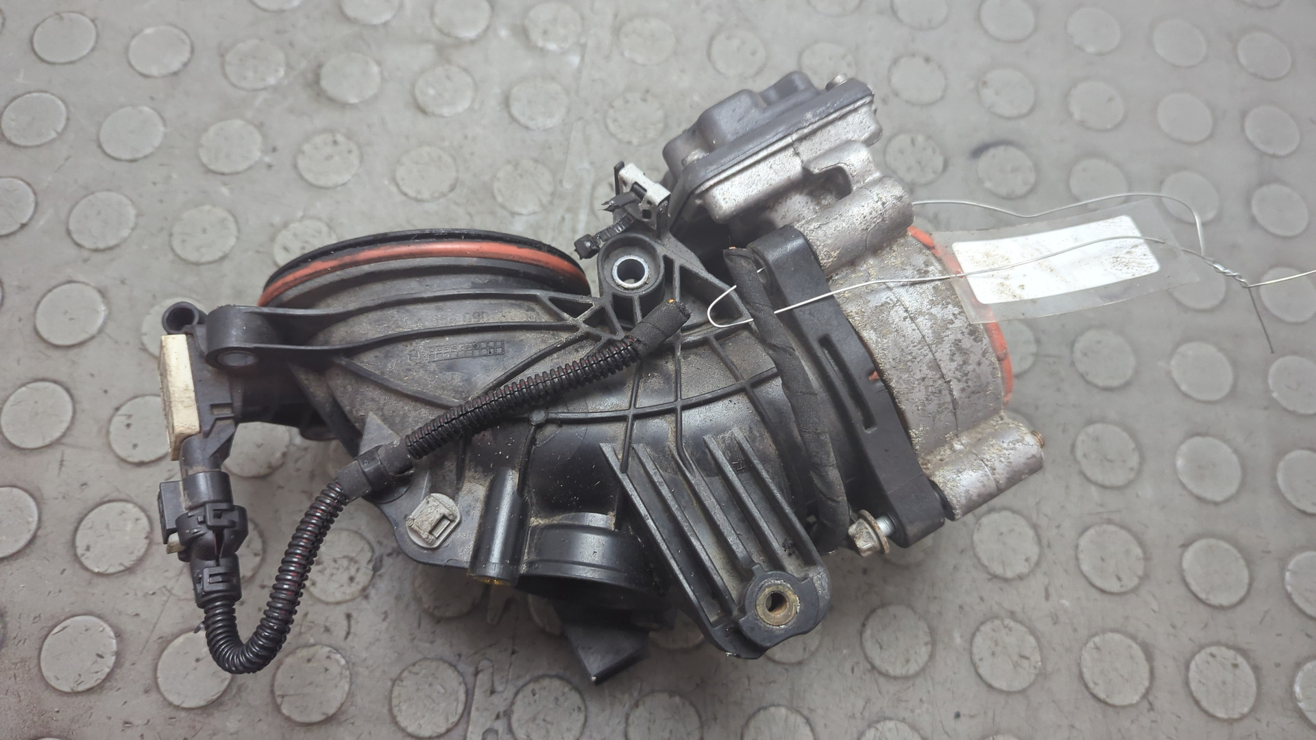 Заслонка дроссельная электрическая