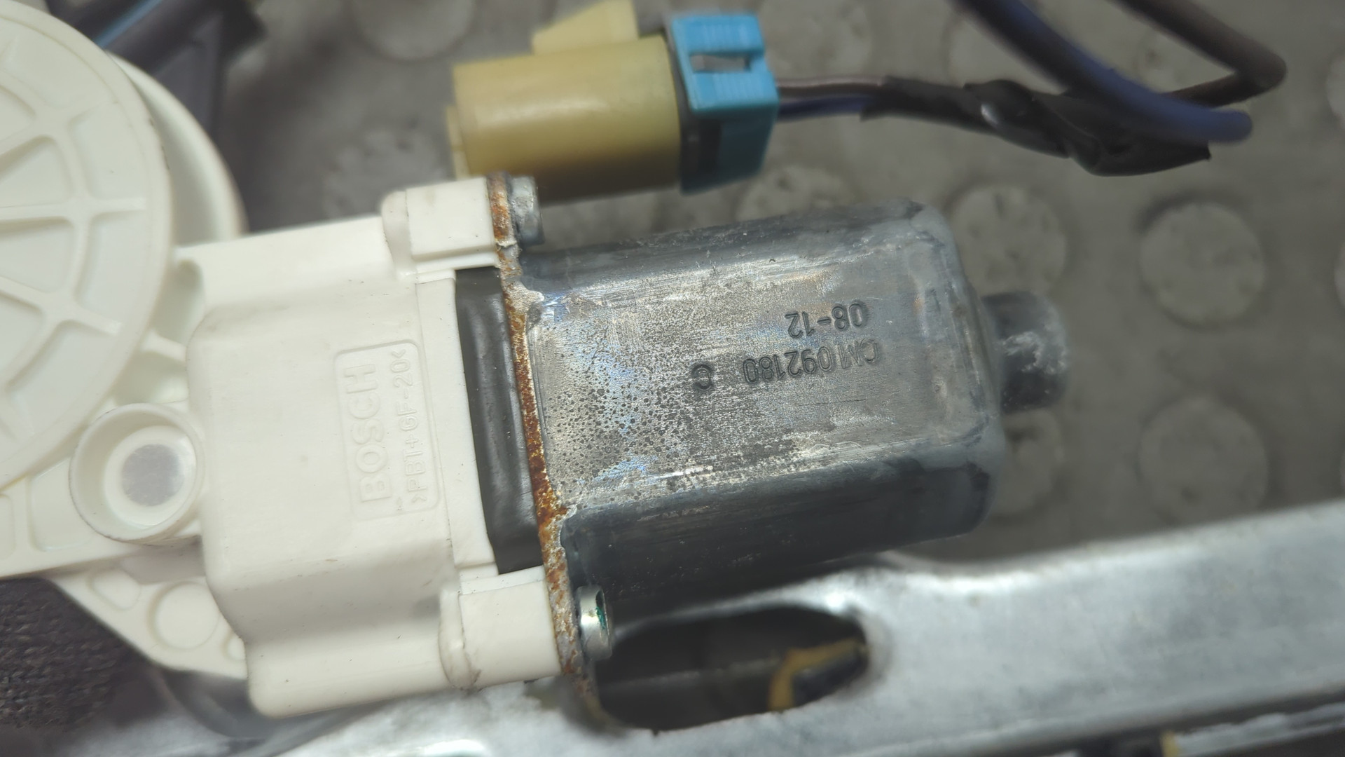 Стеклоподъемник электр. передний правый