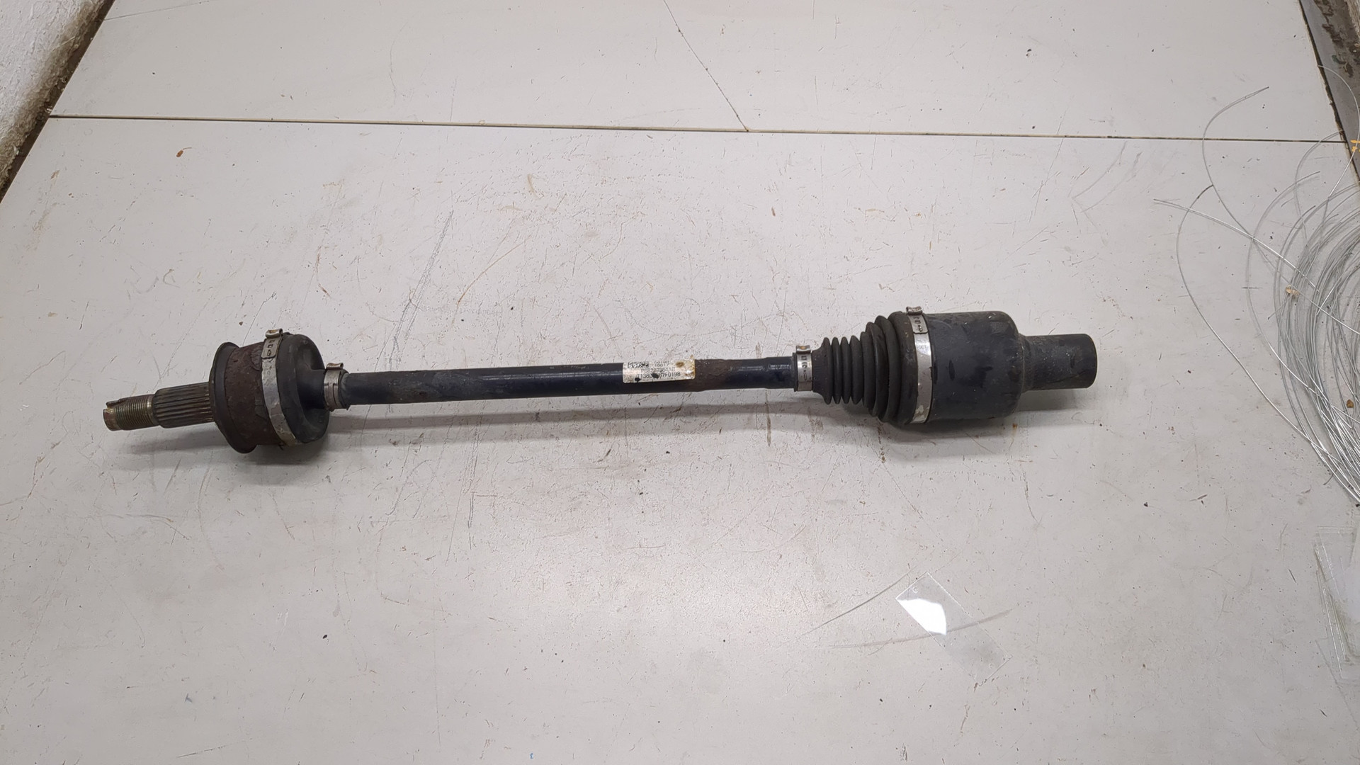 Полуось задняя