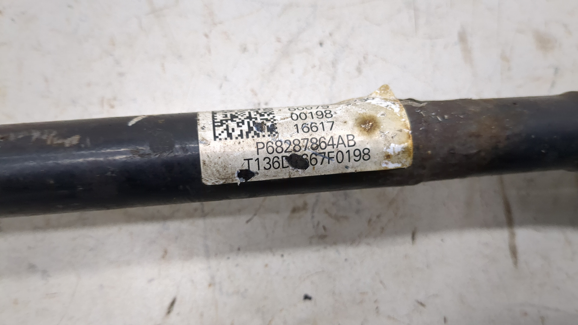 Полуось задняя