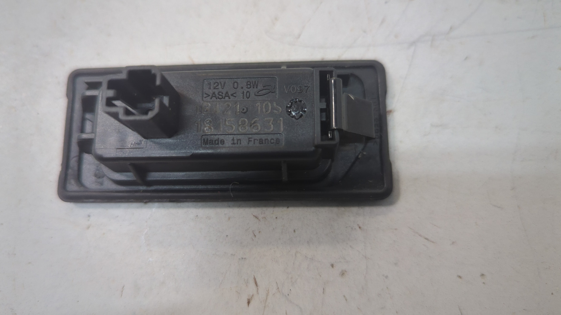 Фонарь подсветки номера