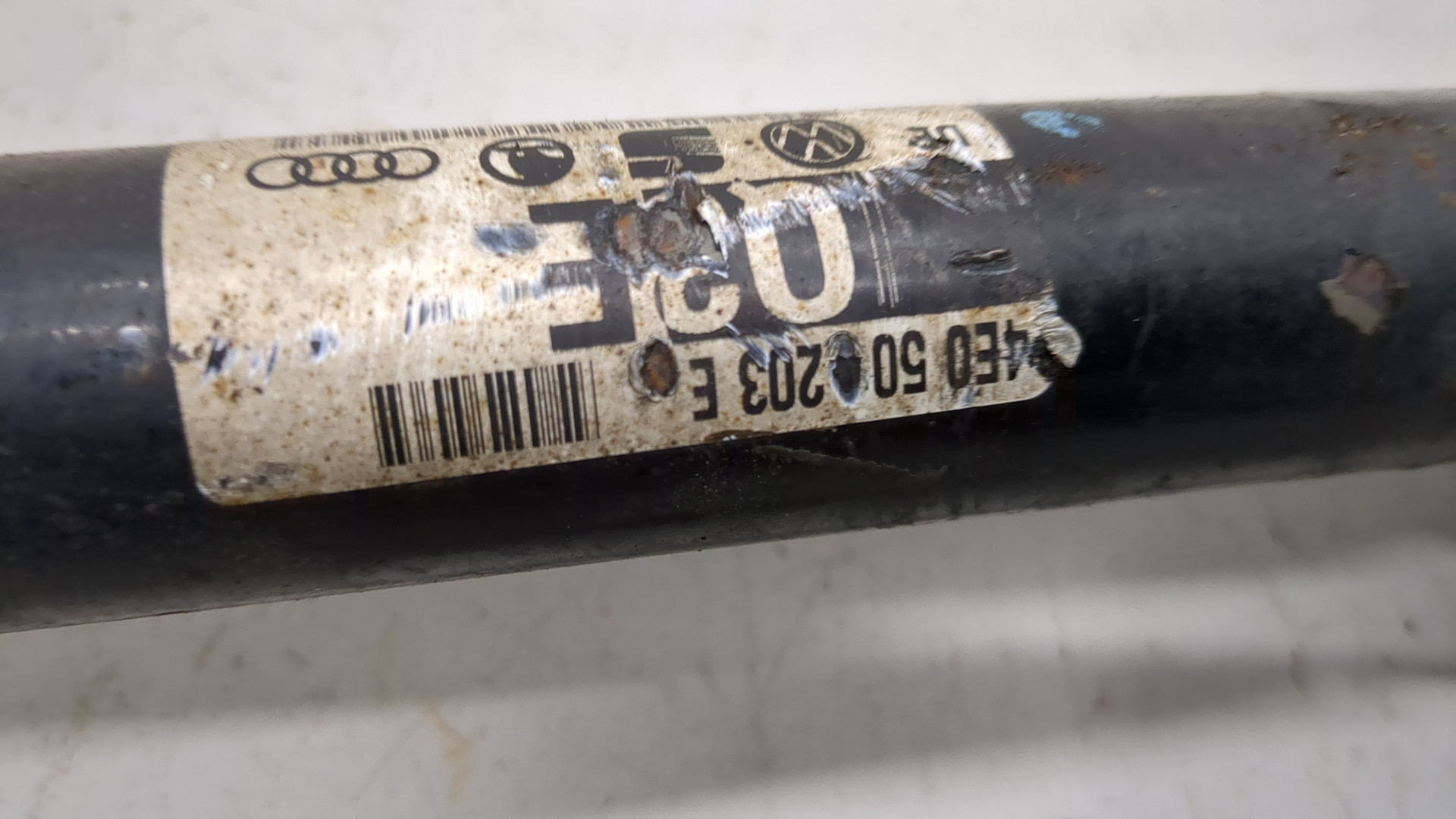 Полуось задняя