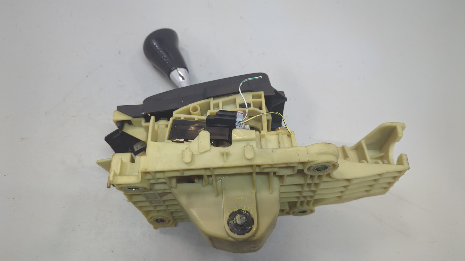 Кулиса МКПП / АКПП