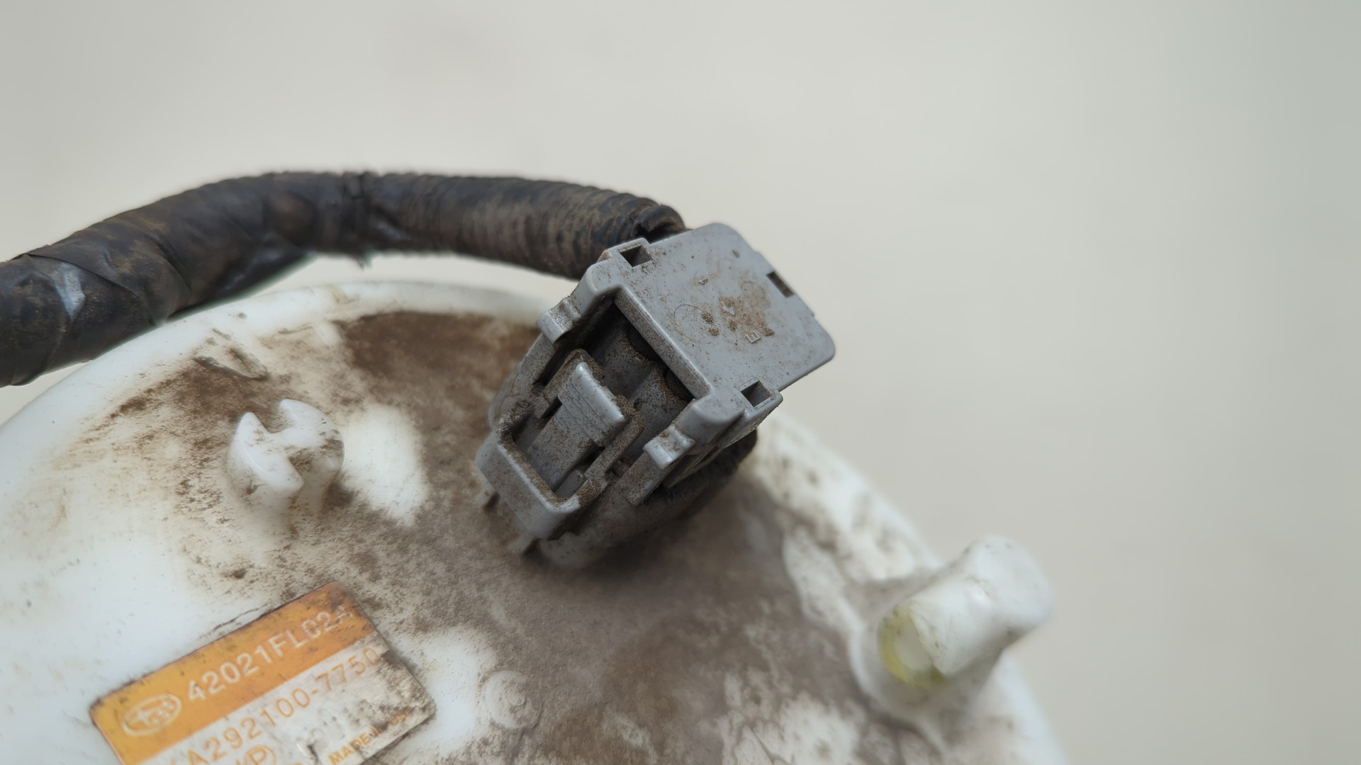 Насос топливный электрический