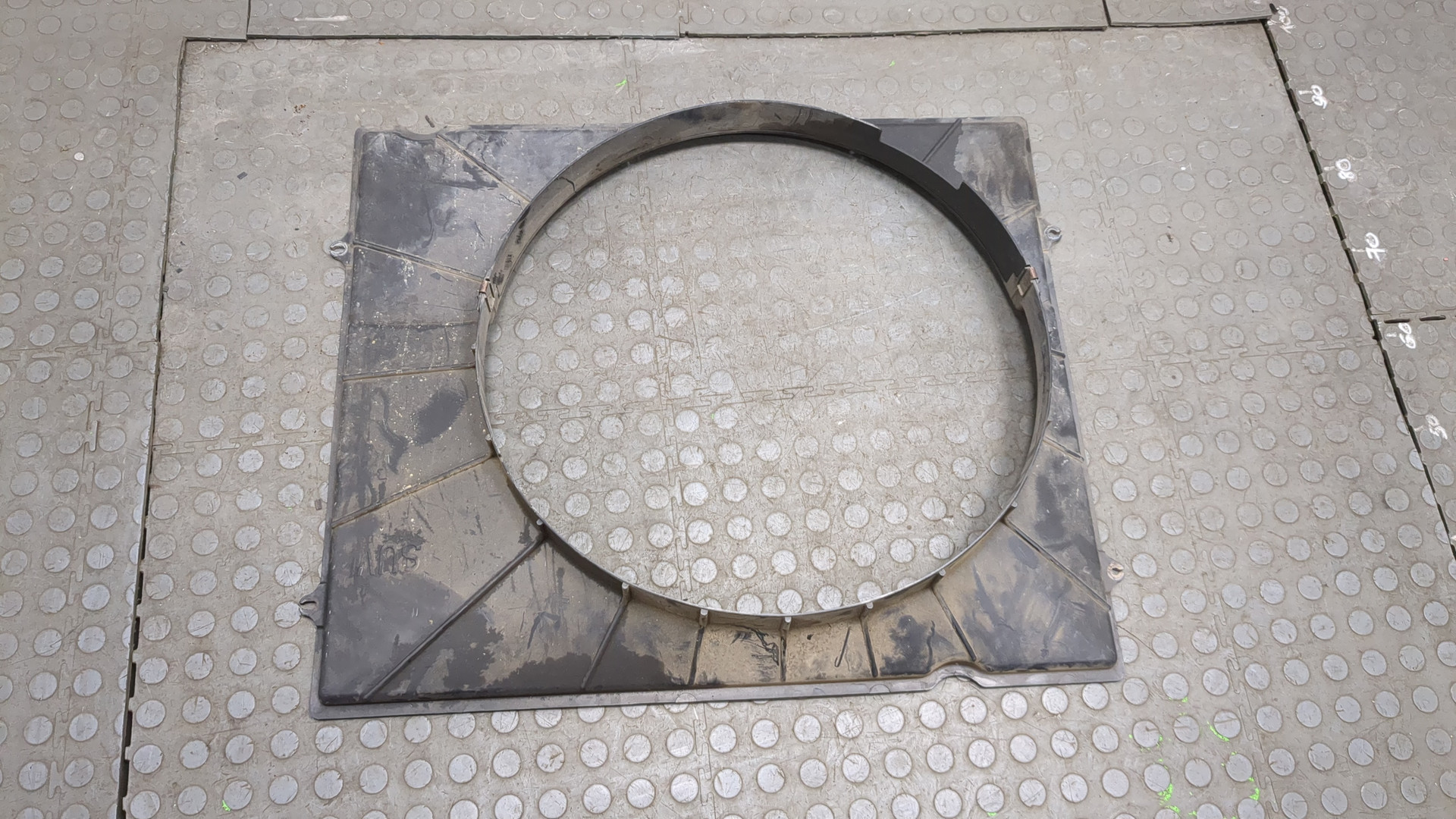 Диффузор вентилятора