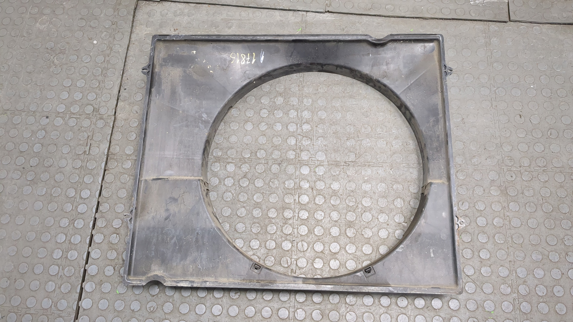 Диффузор вентилятора