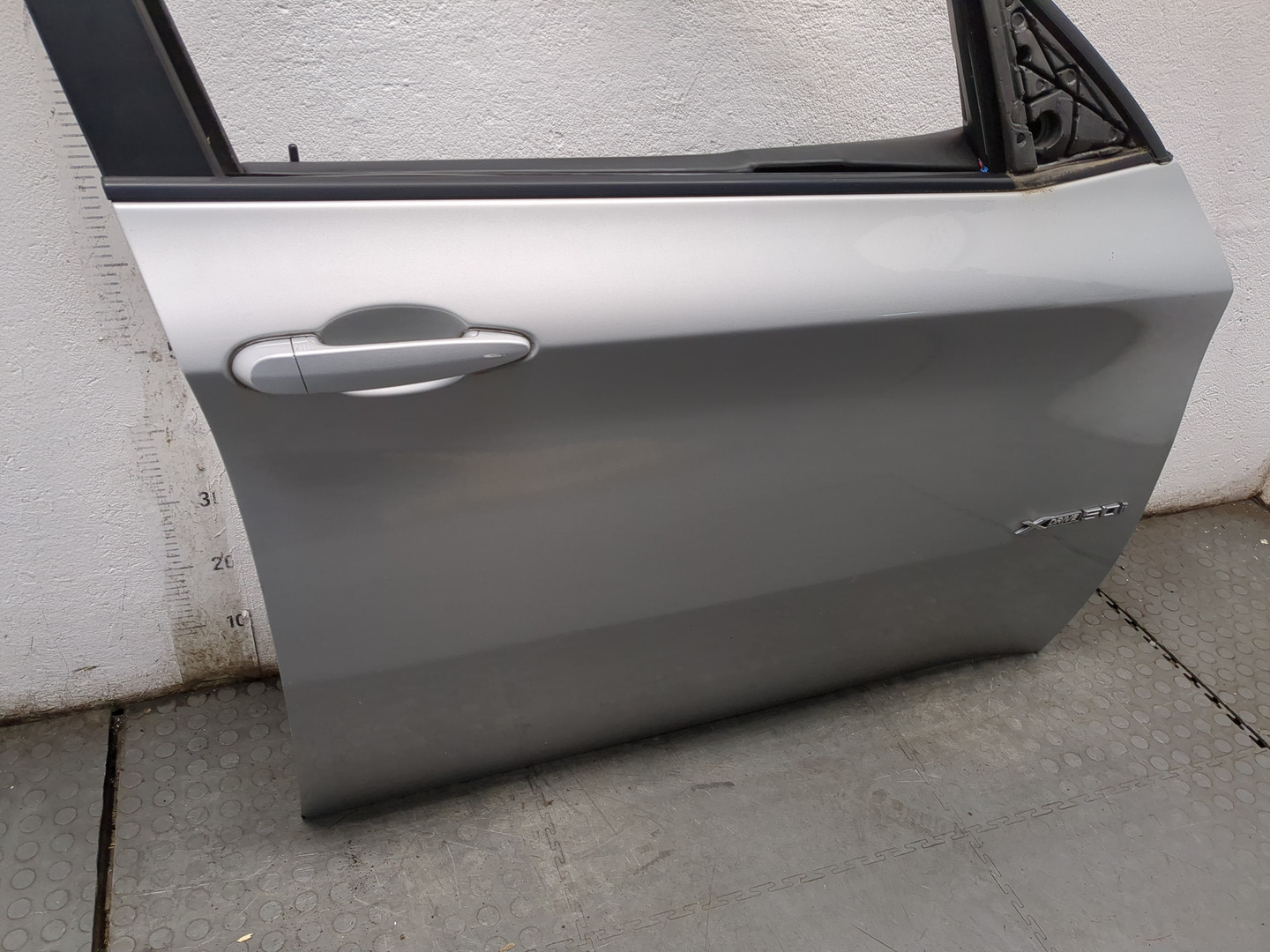 Дверь передняя правая