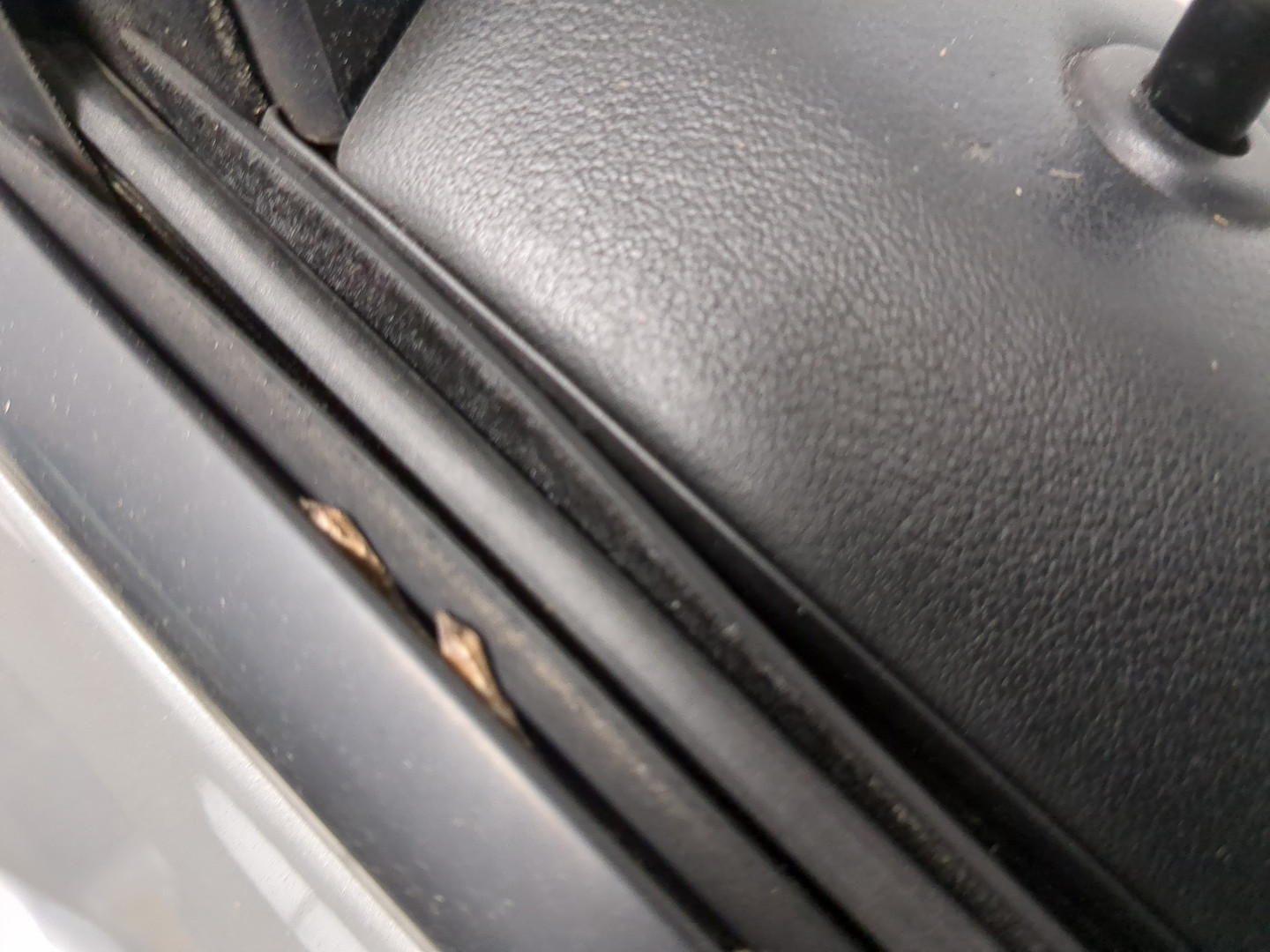 Дверь передняя правая