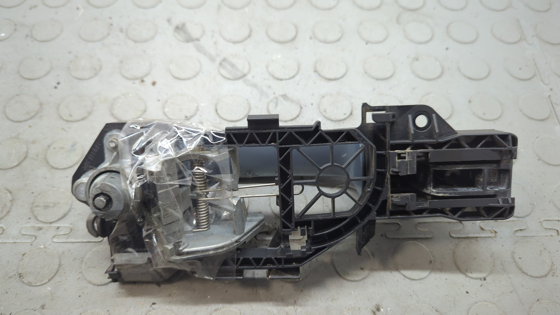 Ручка двери наружная