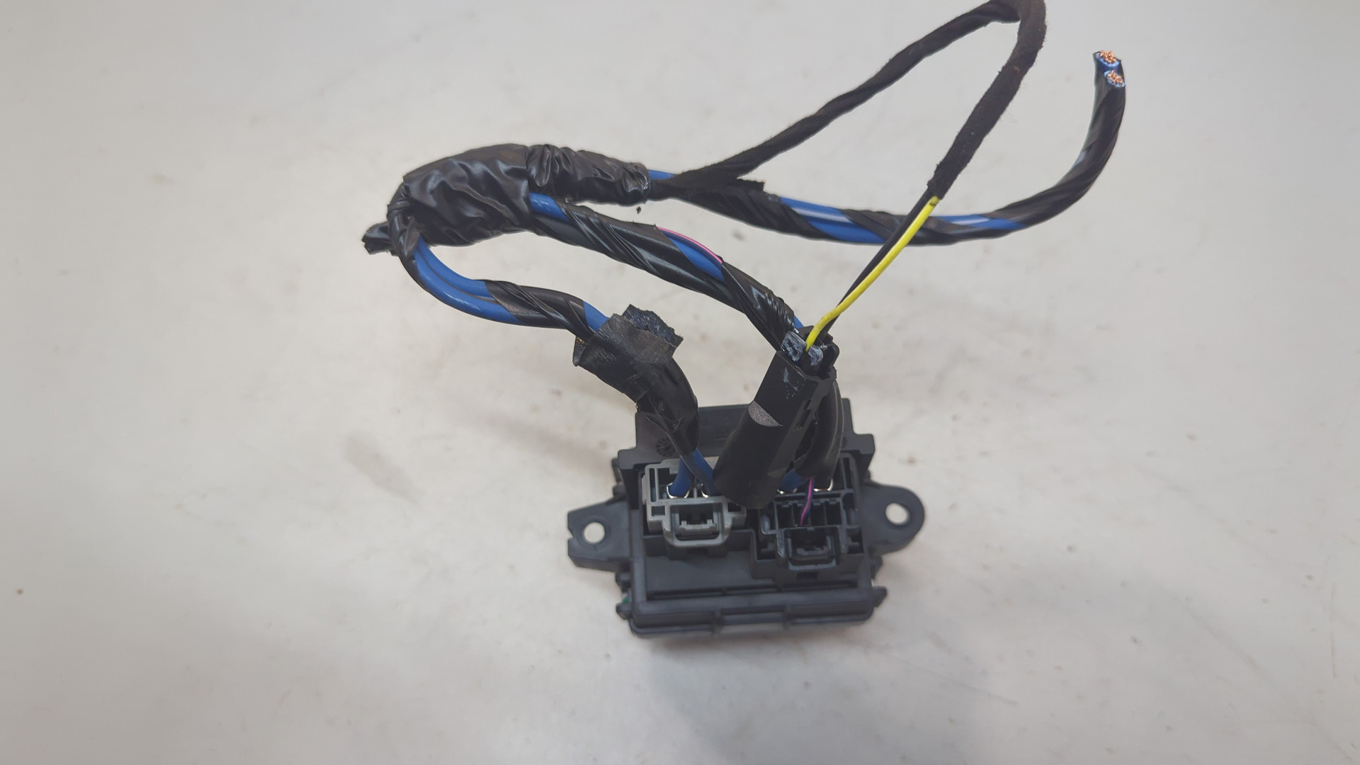 Резистор отопителя