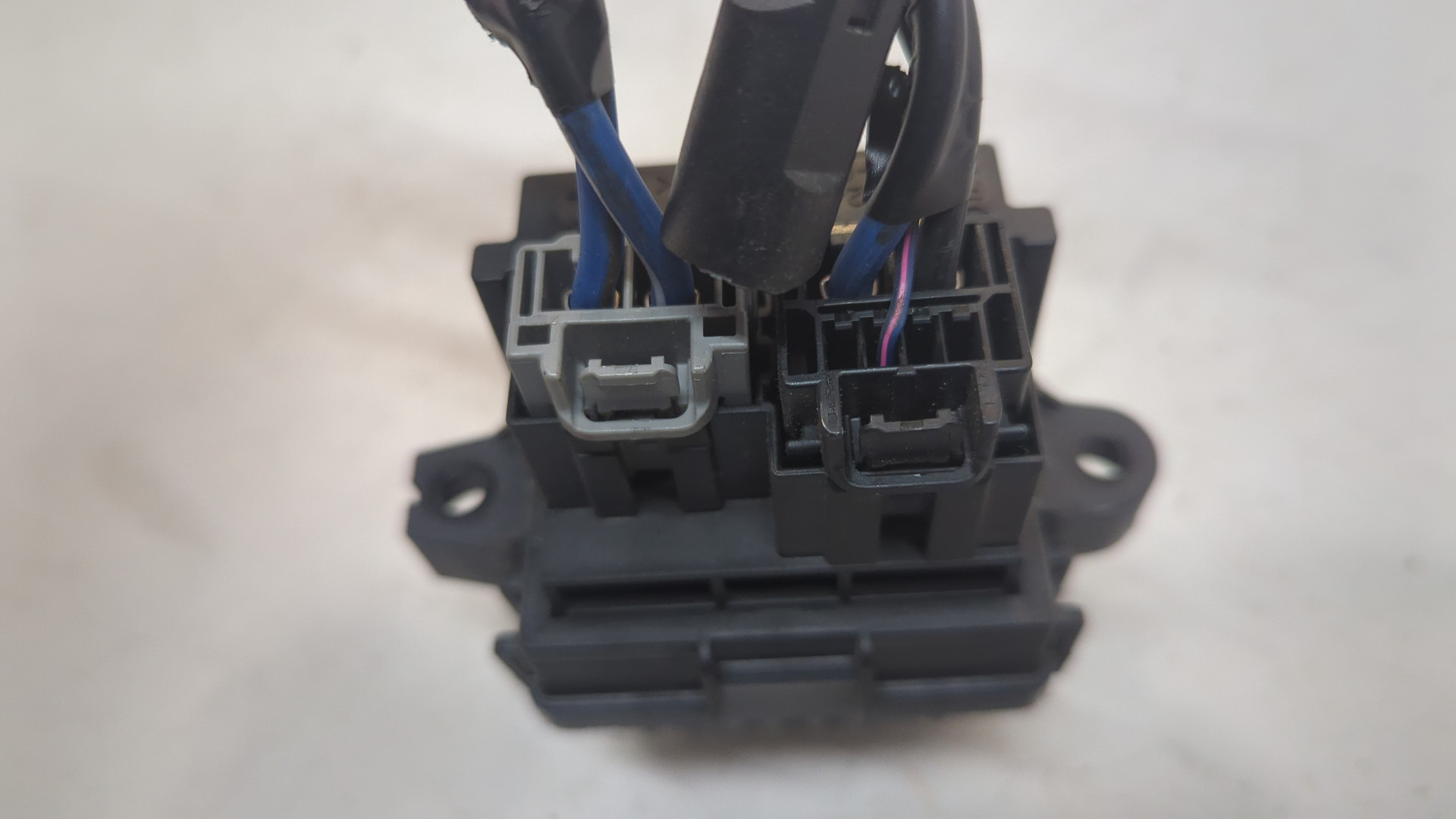 Резистор отопителя