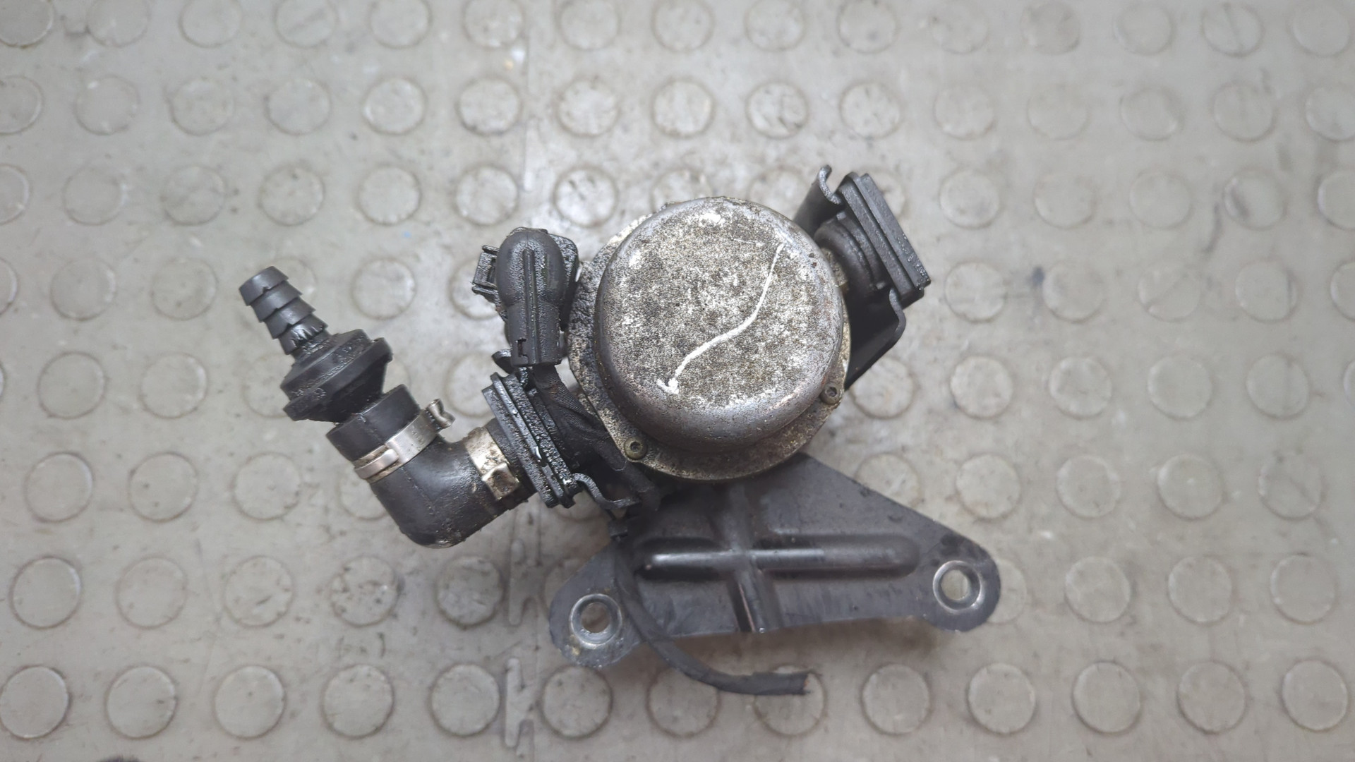 Насос вакуумный