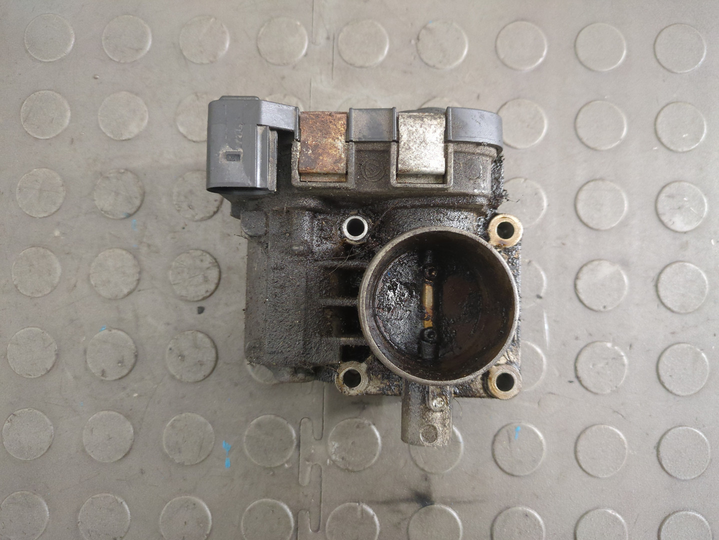 Заслонка дроссельная электрическая