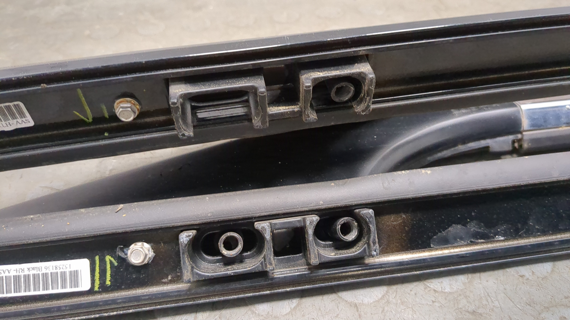 Рейлинги (релинг) к-кт (планки на крышу)