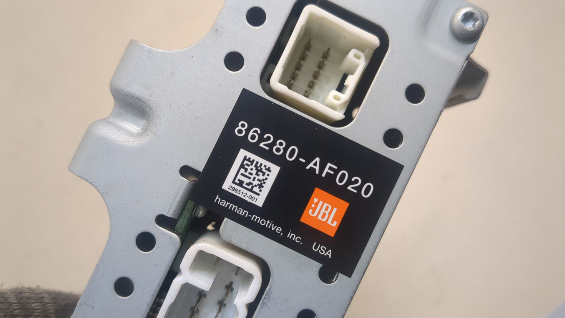 Усилитель акустической системы