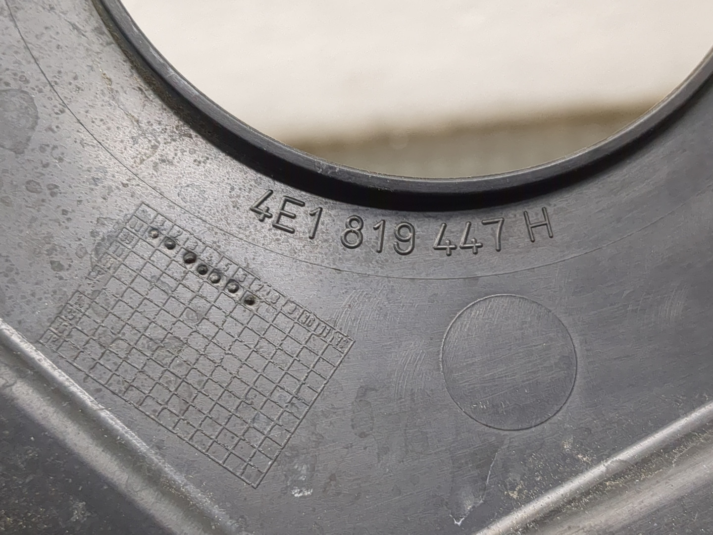 Решетка стеклоочистителей (Жабо)