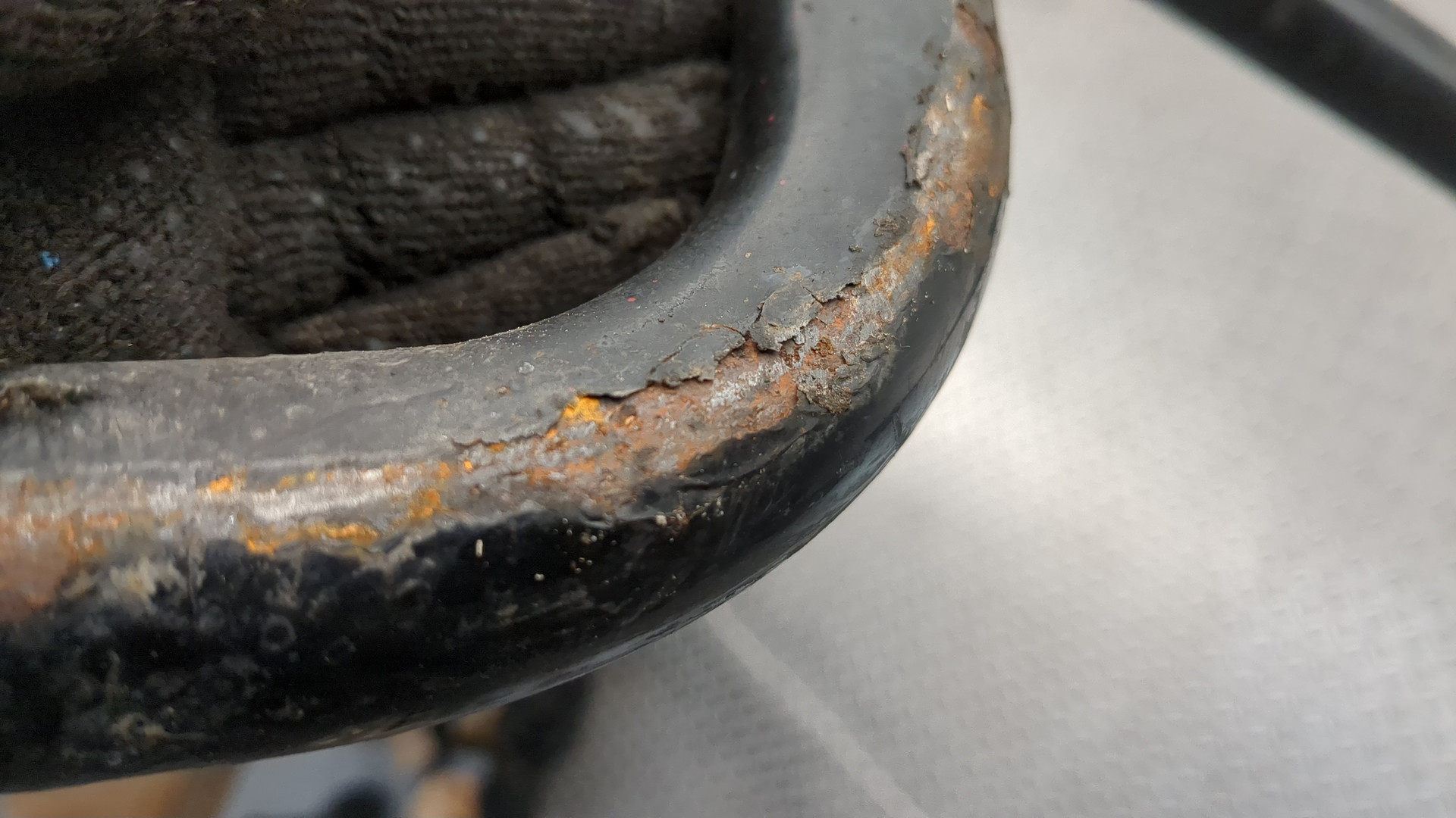 Стабилизатор передний