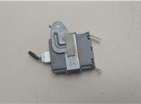 15313563A, 1470104105A Блок управления дверьми Toyota Matrix 2002-2008 20751421 #2
