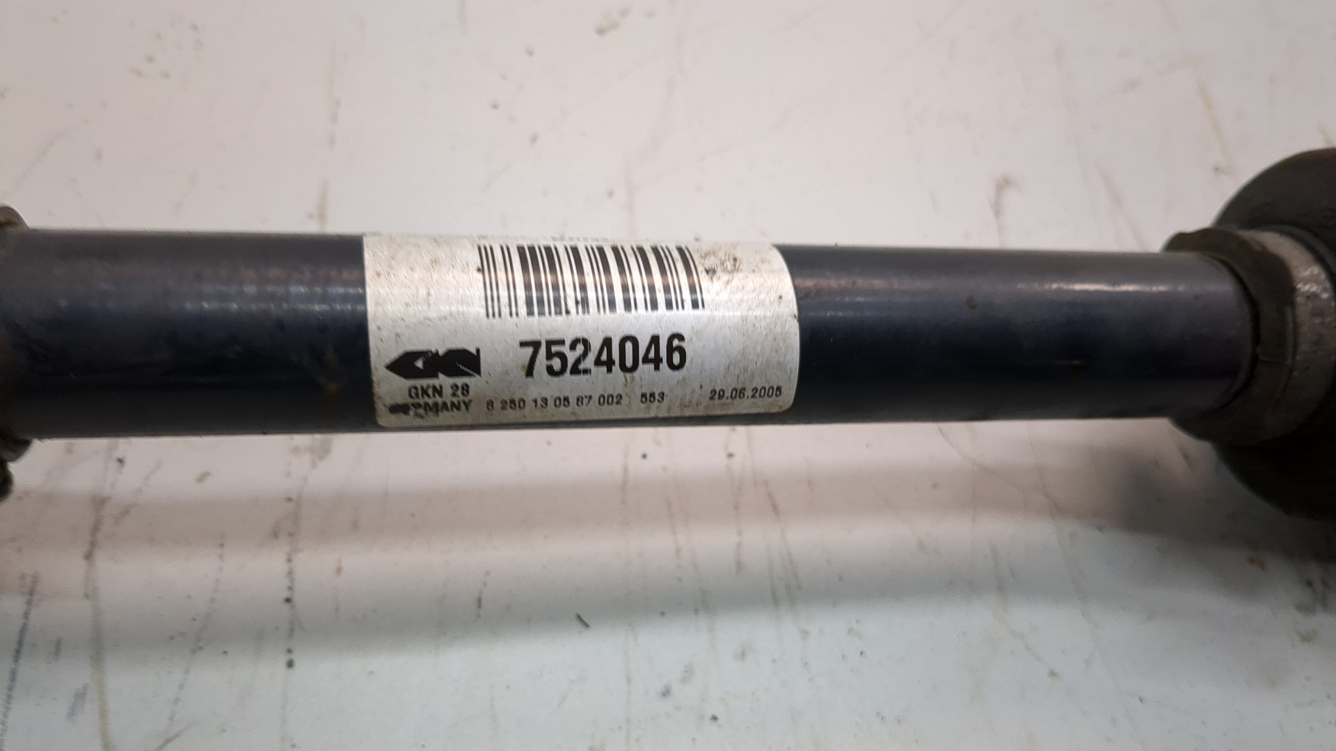 Полуось передняя правая