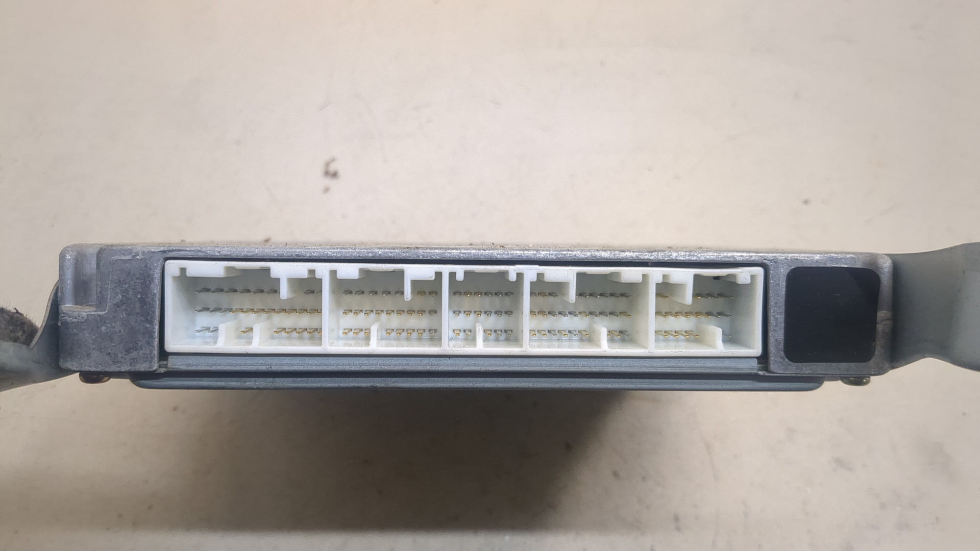 Блок управления двигателем