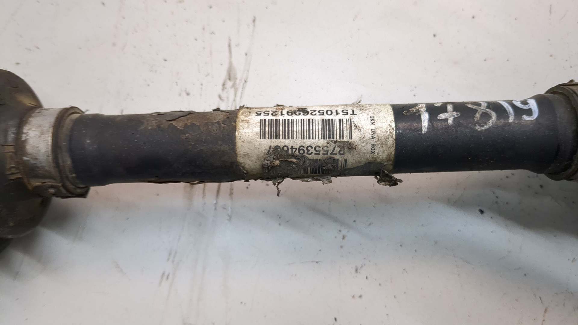 Полуось передняя правая