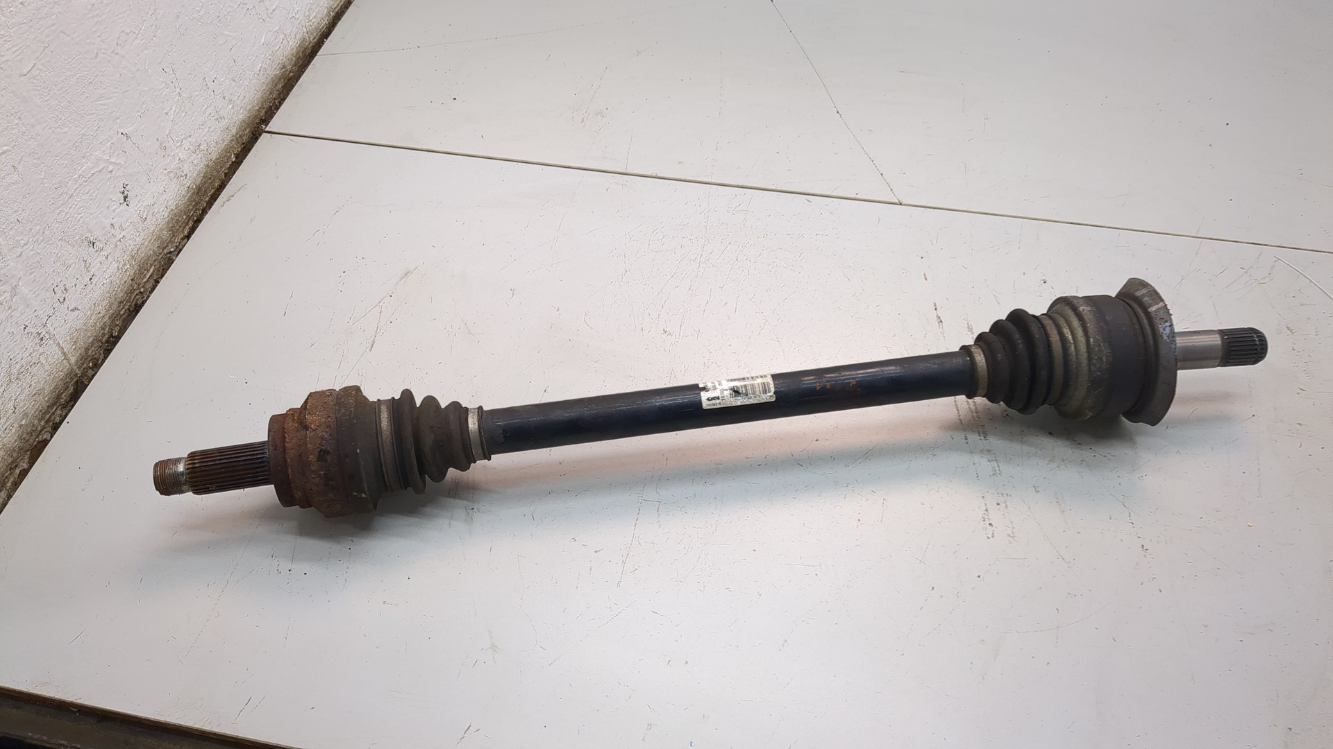 Полуось задняя