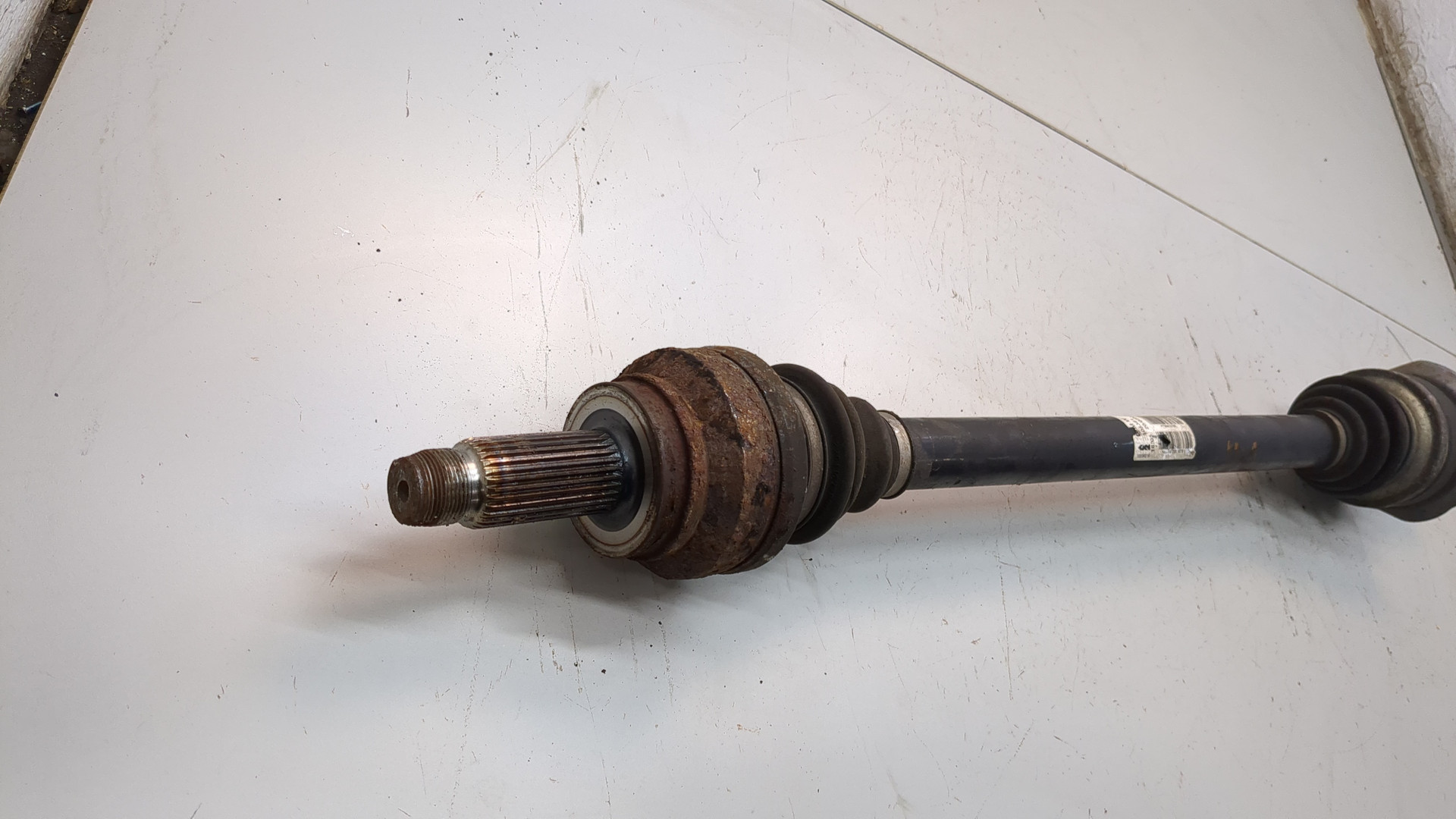 Полуось задняя