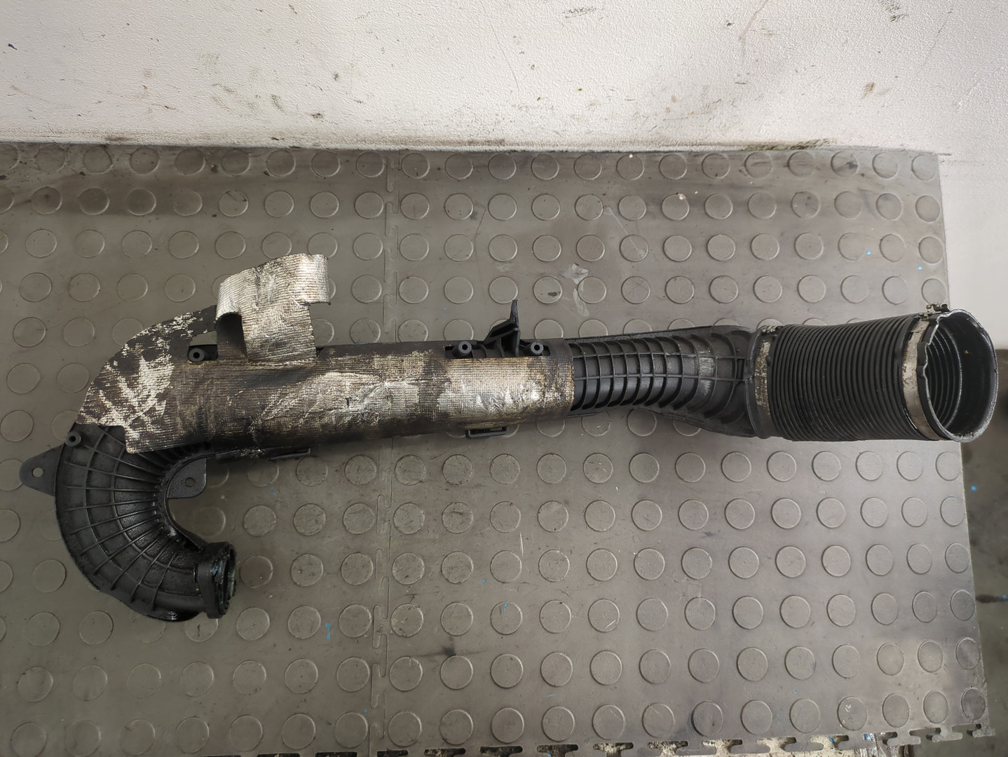 Патрубок интеркулера