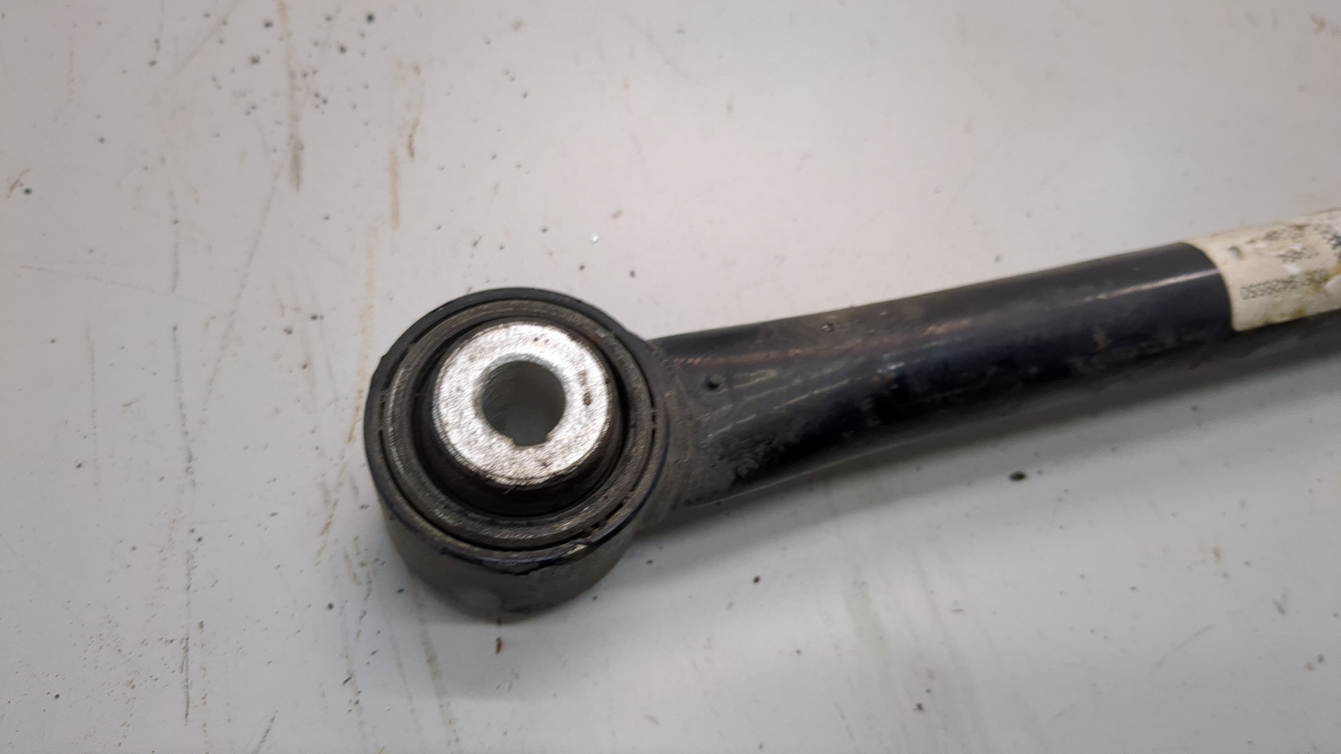 Рычаг задний