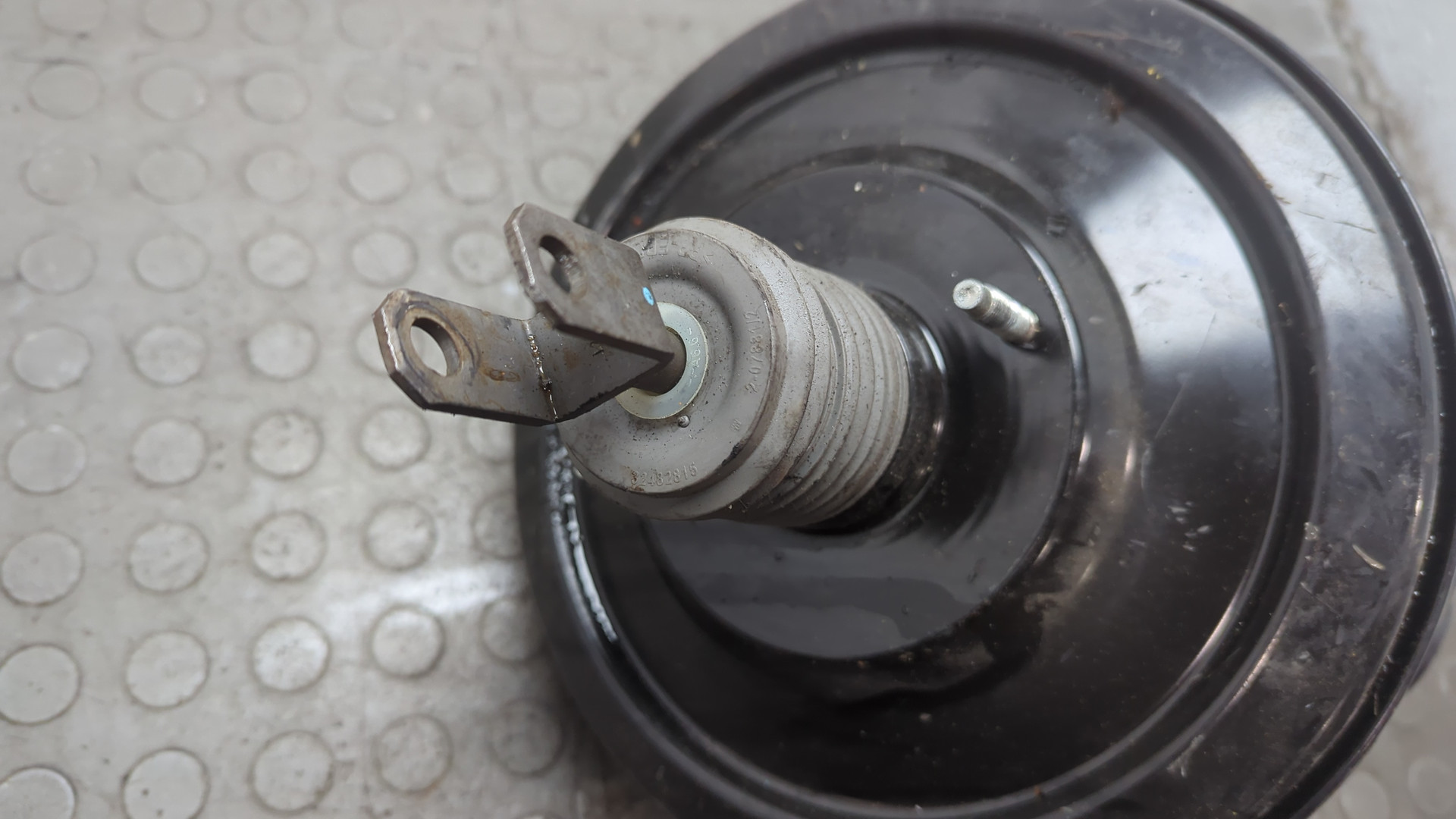 Цилиндр тормозной главный