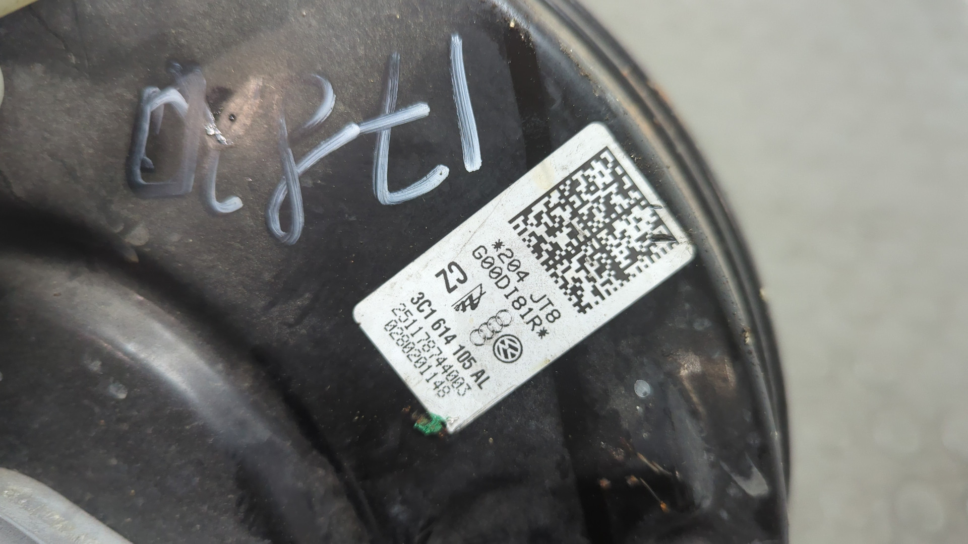 Цилиндр тормозной главный