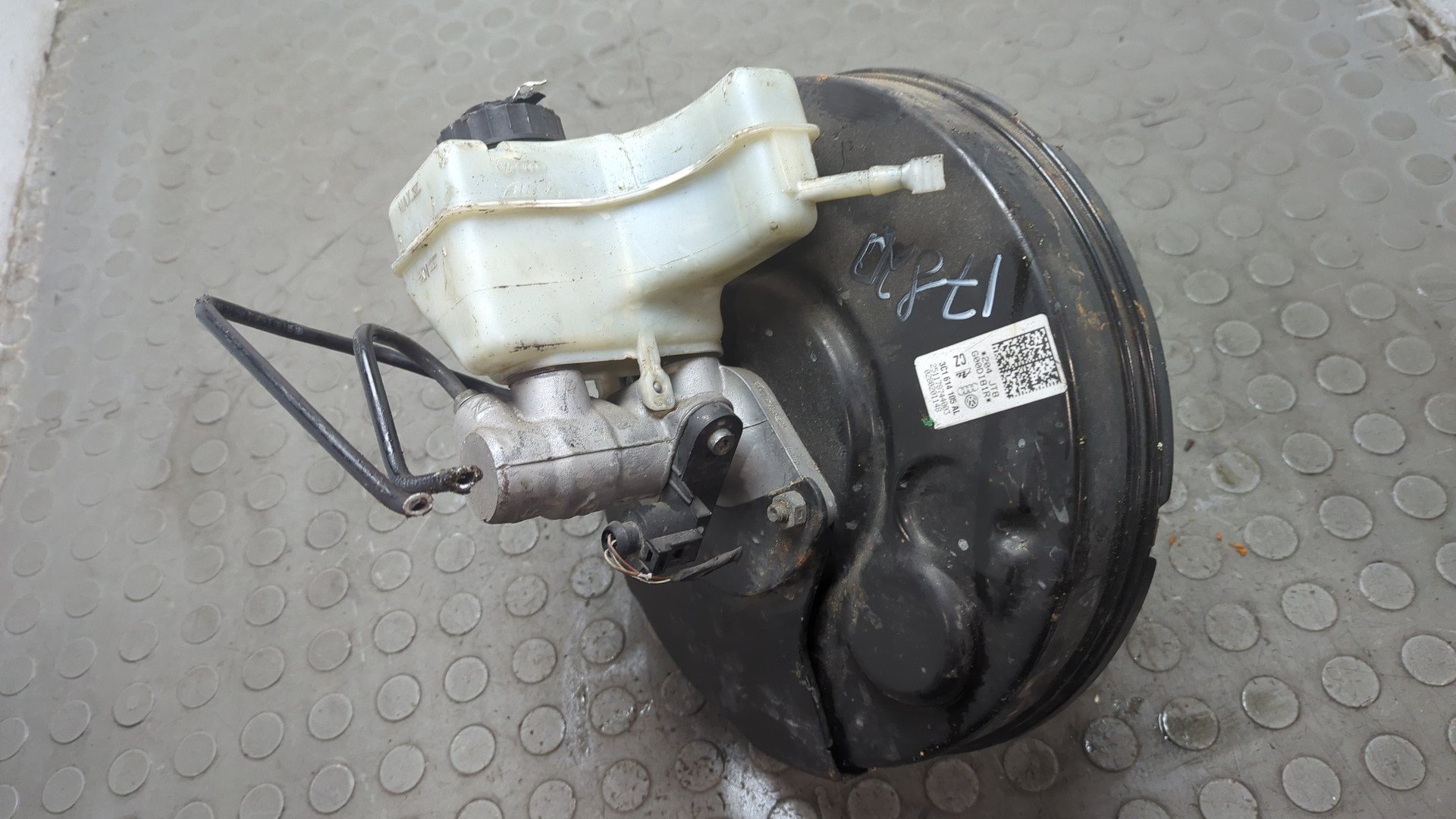 Цилиндр тормозной главный