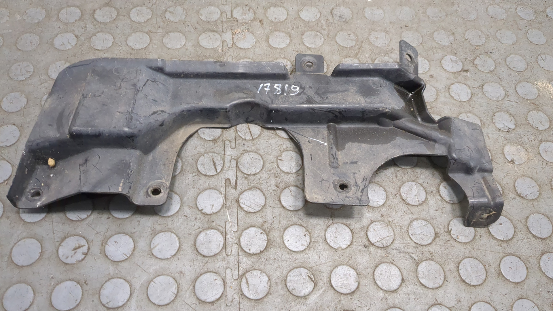 Кожух рулевой колонки