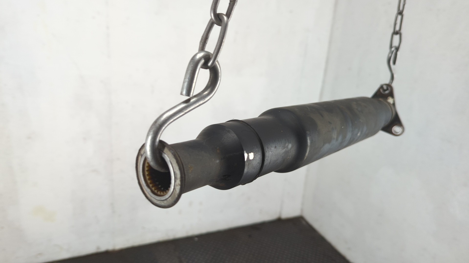 Вал карданный задний