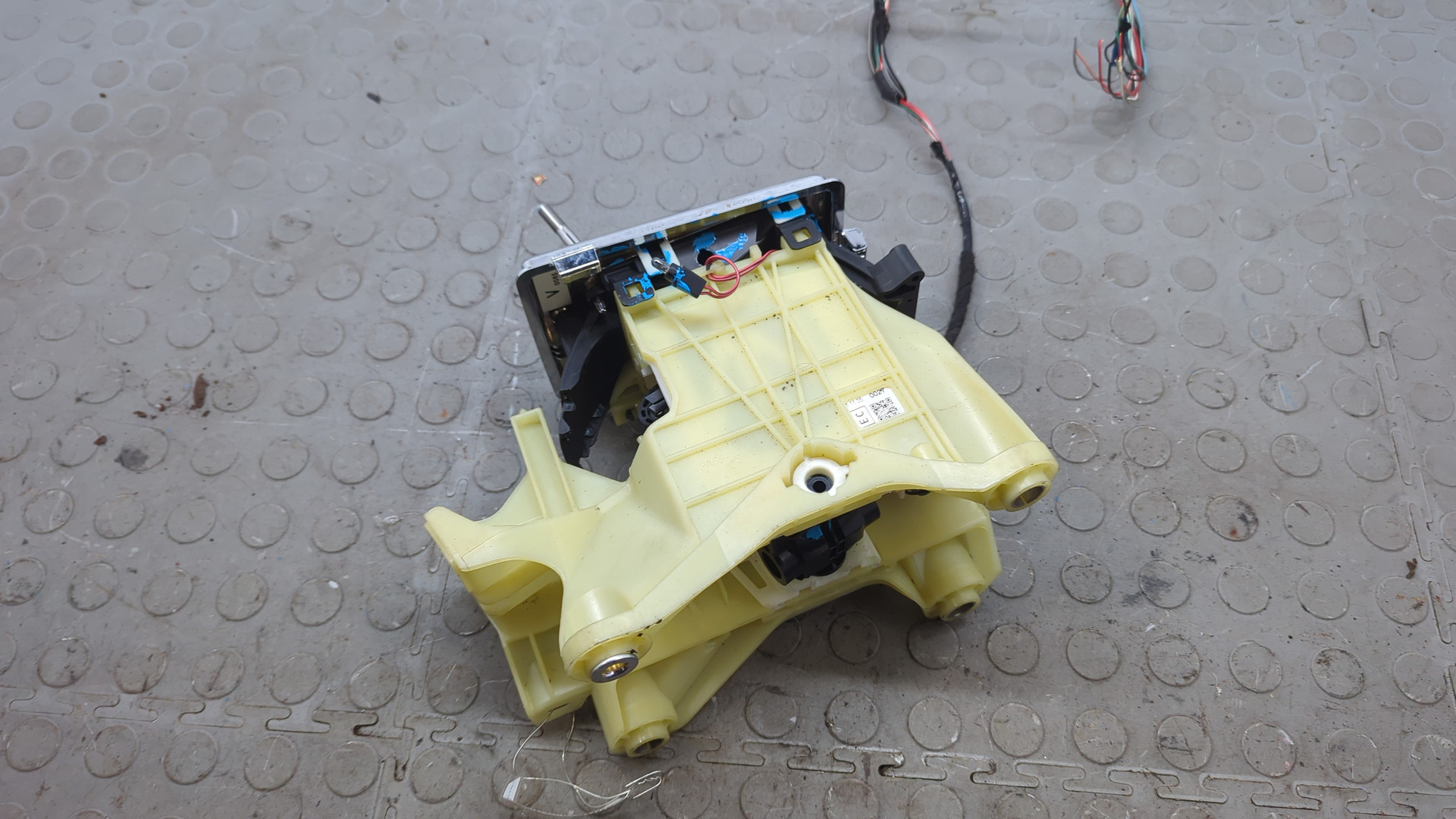 Кулиса МКПП / АКПП