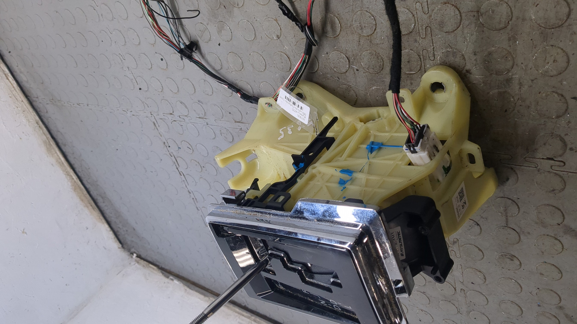 Кулиса МКПП / АКПП