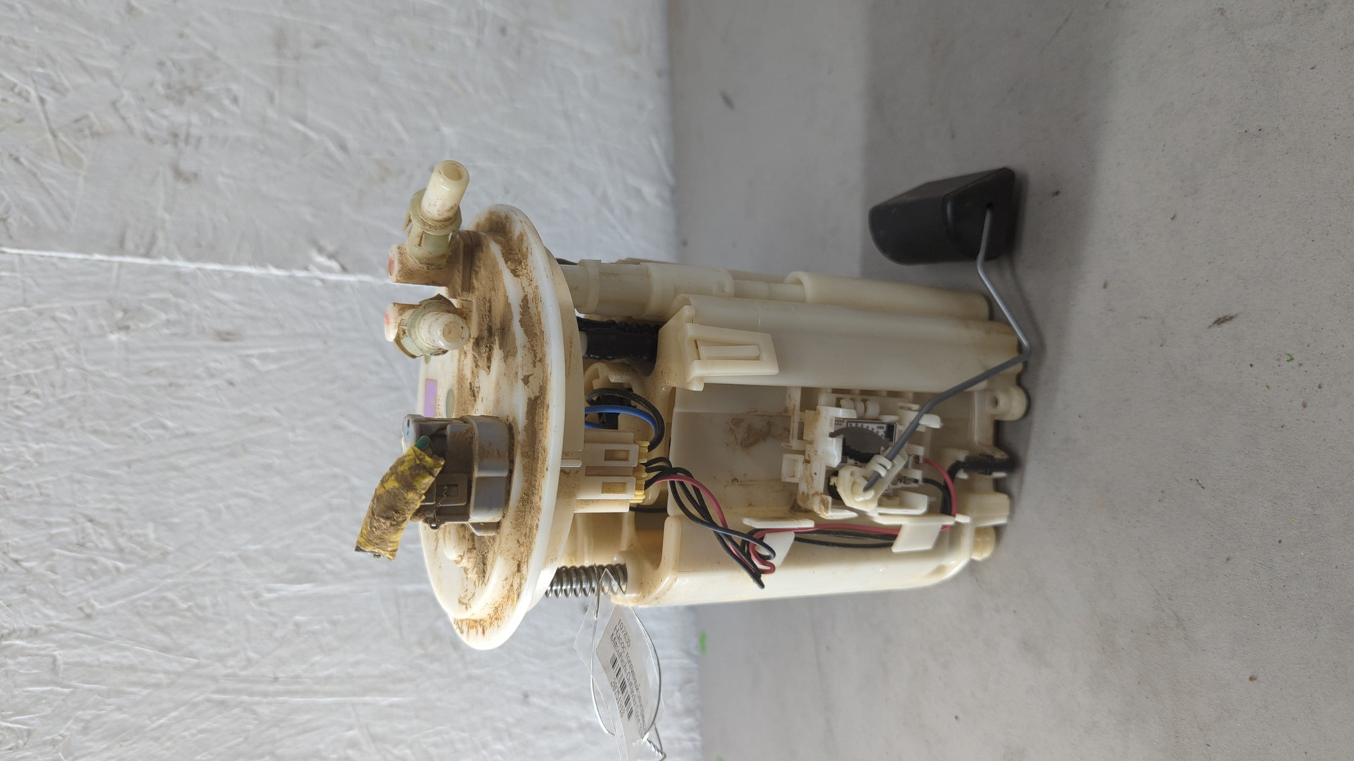 Насос топливный электрический