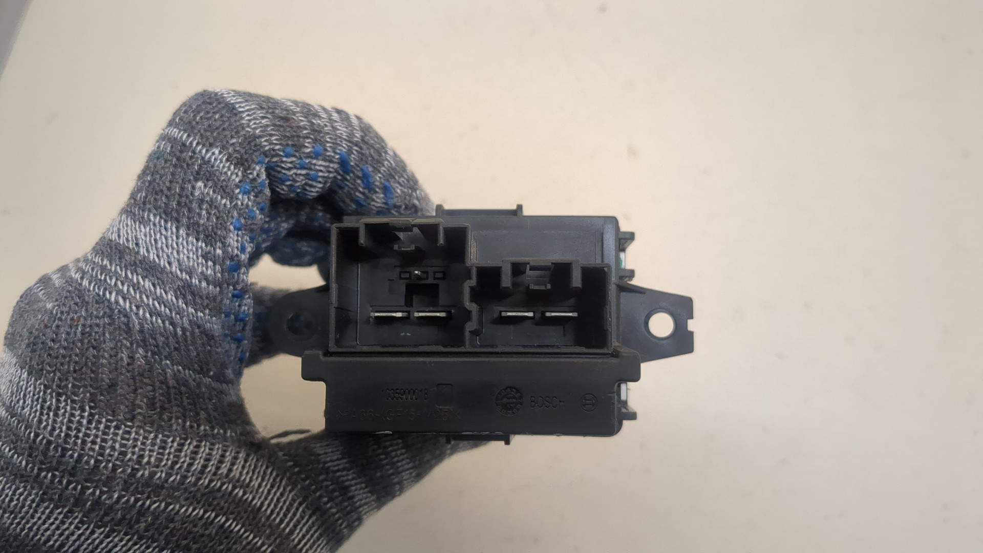 Резистор отопителя