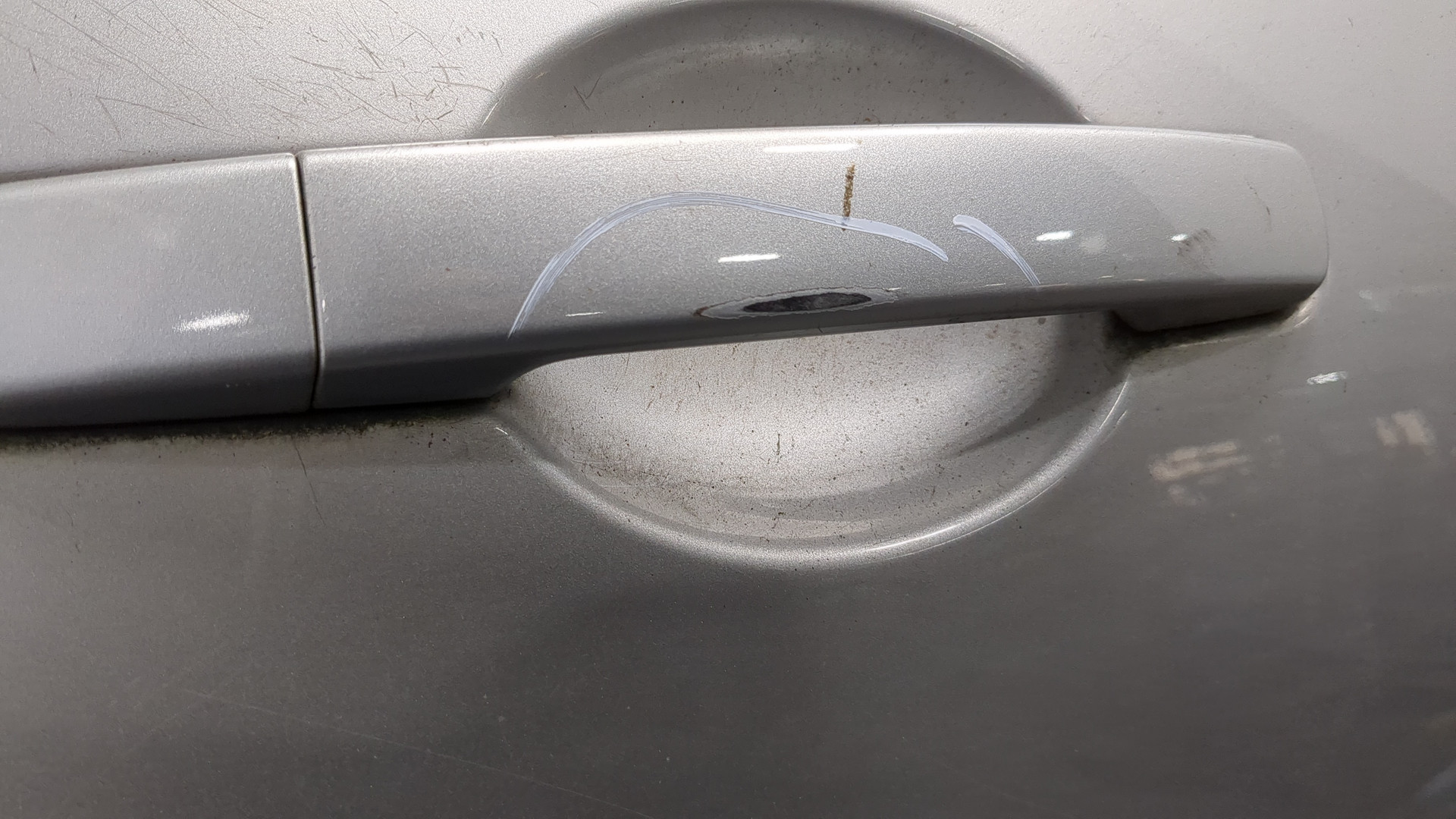 Дверь задняя правая