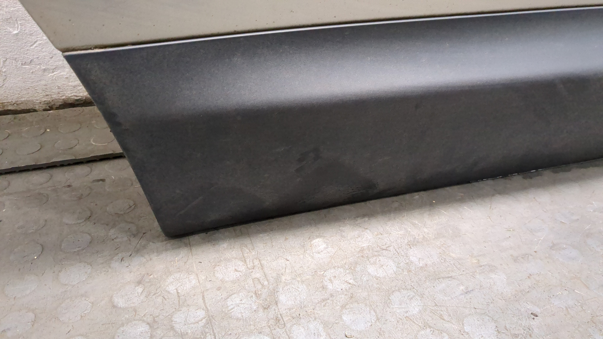 Дверь задняя правая