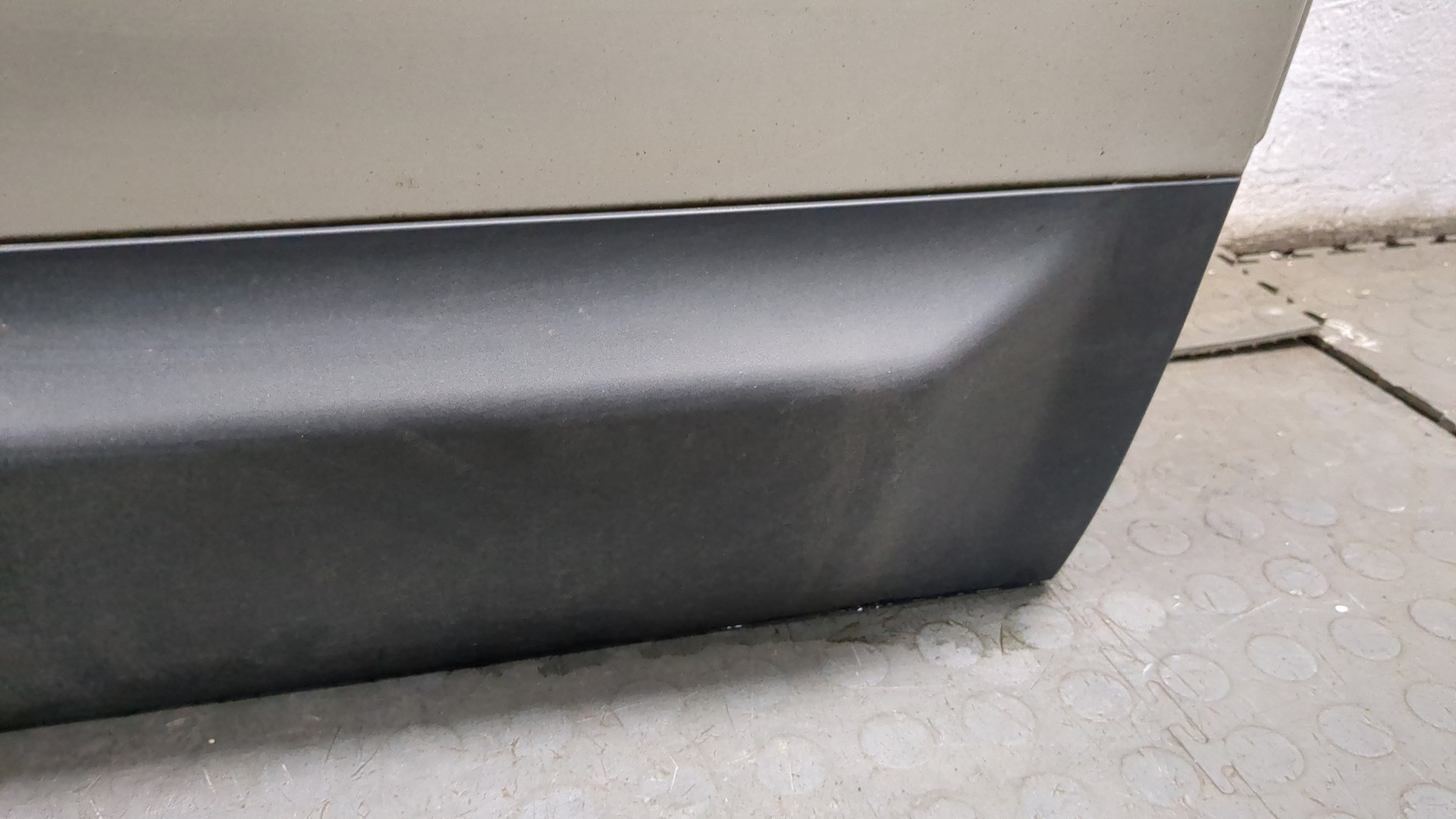 Дверь задняя правая